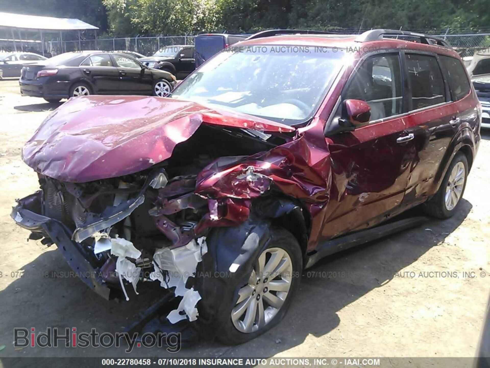 2011 Subaru Forester - VIN: JF2SHACC9BG703864 - Фото 2