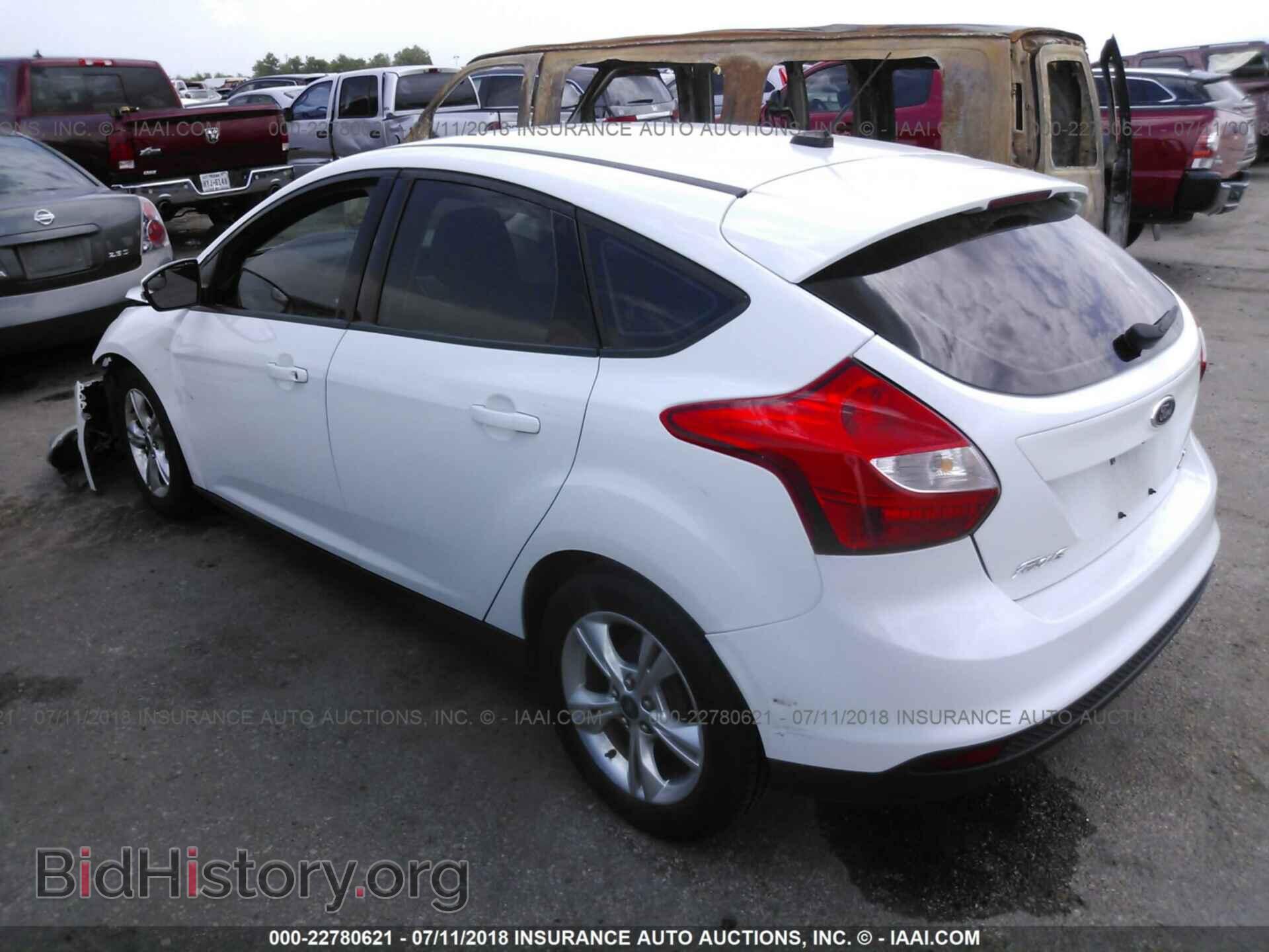 2014 Ford Focus - VIN: 1FADP3K2XEL239094 - Photo 3
