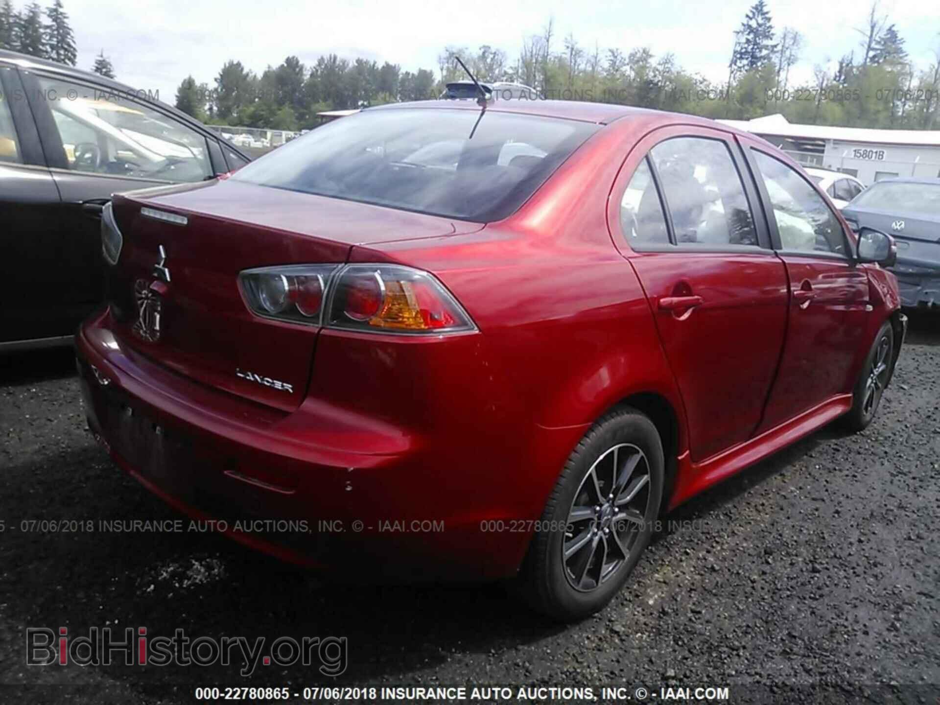 2017 Mitsubishi Lancer - VIN: JA32U2FU8HU008059 - Фото 4