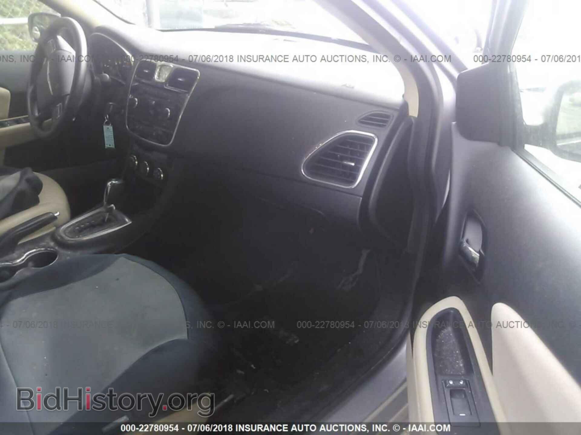 2013 Chrysler 200 - VIN: 1C3CCBAG9DN721894 - Фото 5