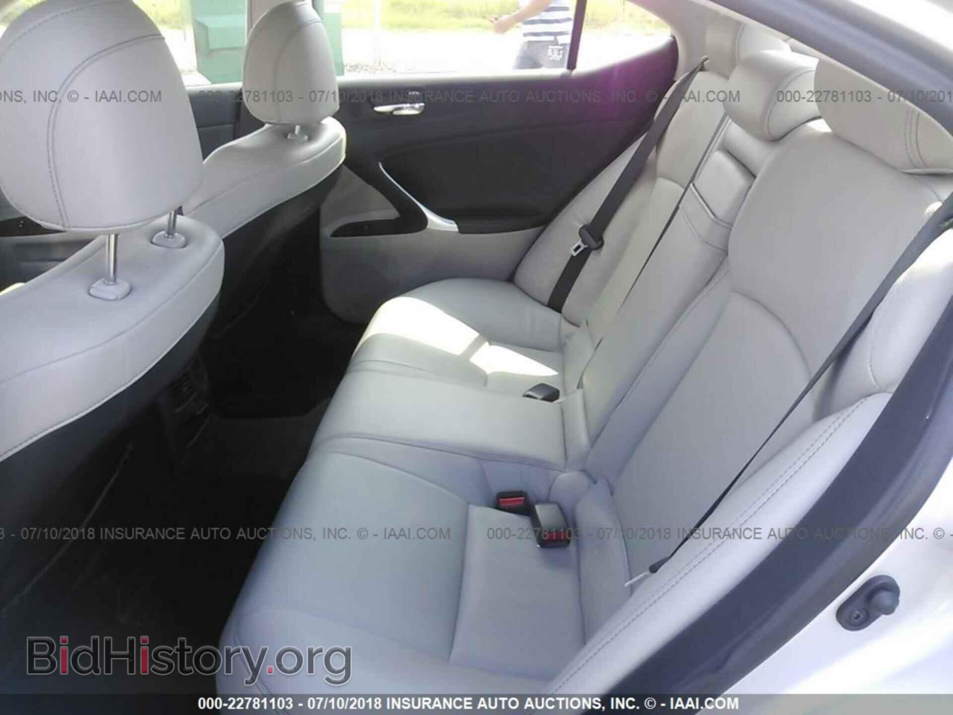 2011 Lexus Is - VIN: JTHCE5C22B5000515 - Фото 8
