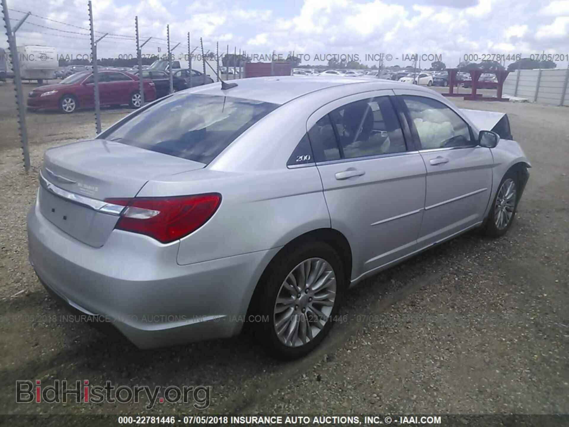 2012 Chrysler 200 - VIN: 1C3CCBAB5CN149080 - Photo 4