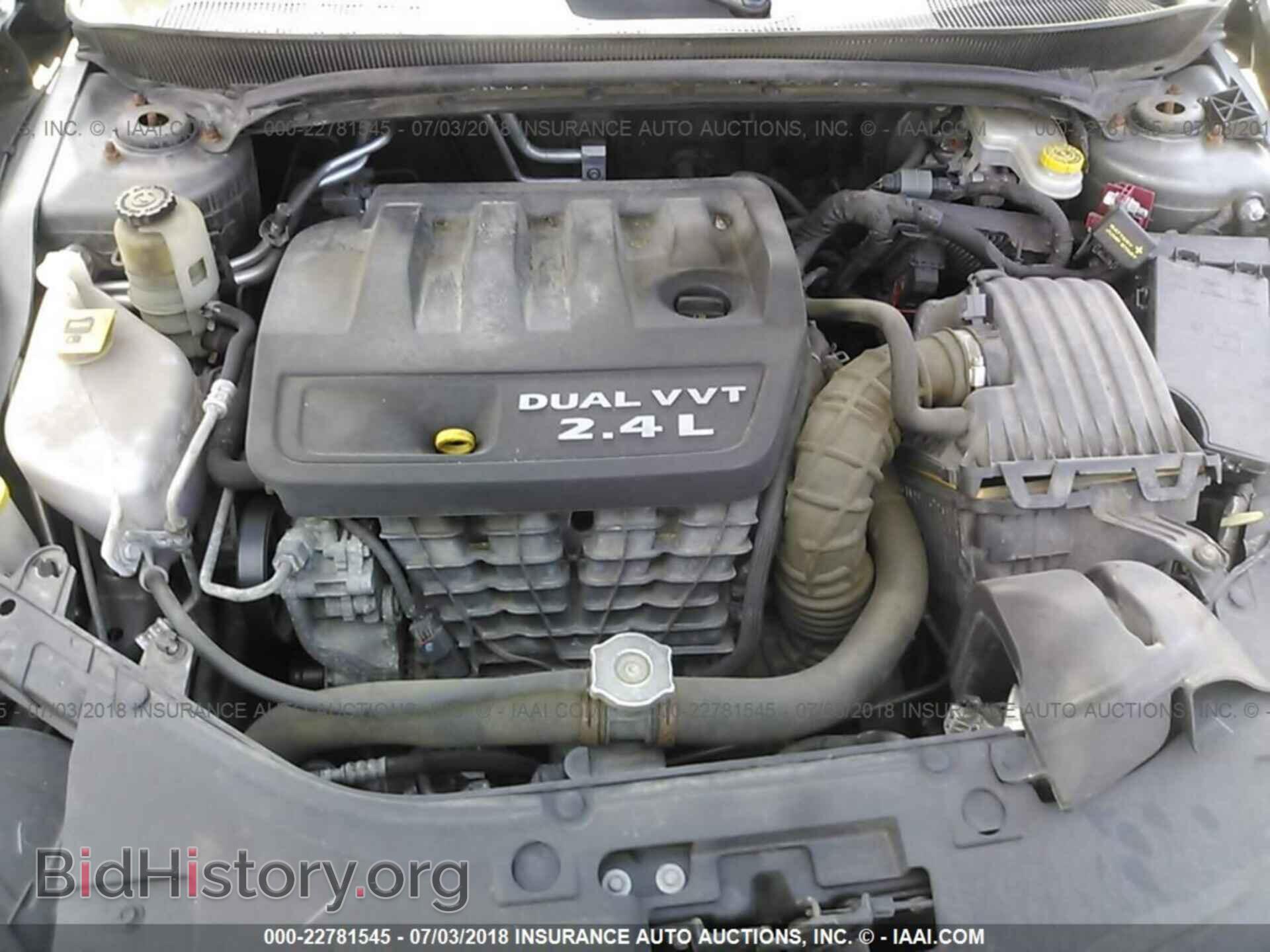 2013 Chrysler 200 - VIN: 1C3CCBBB8DN552910 - Photo 10