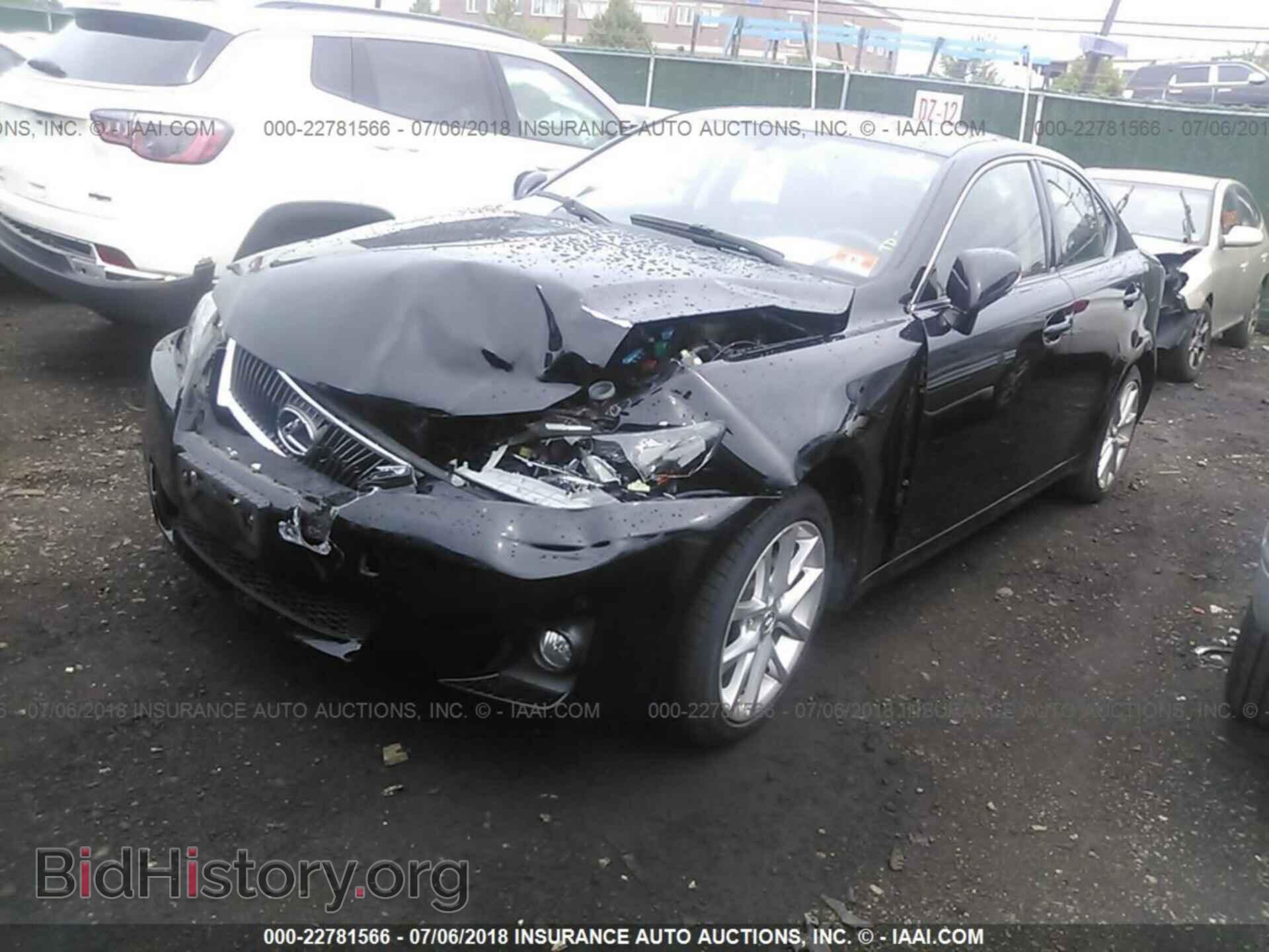 2013 Lexus Is - VIN: JTHCF5C20D5063435 - Photo 2