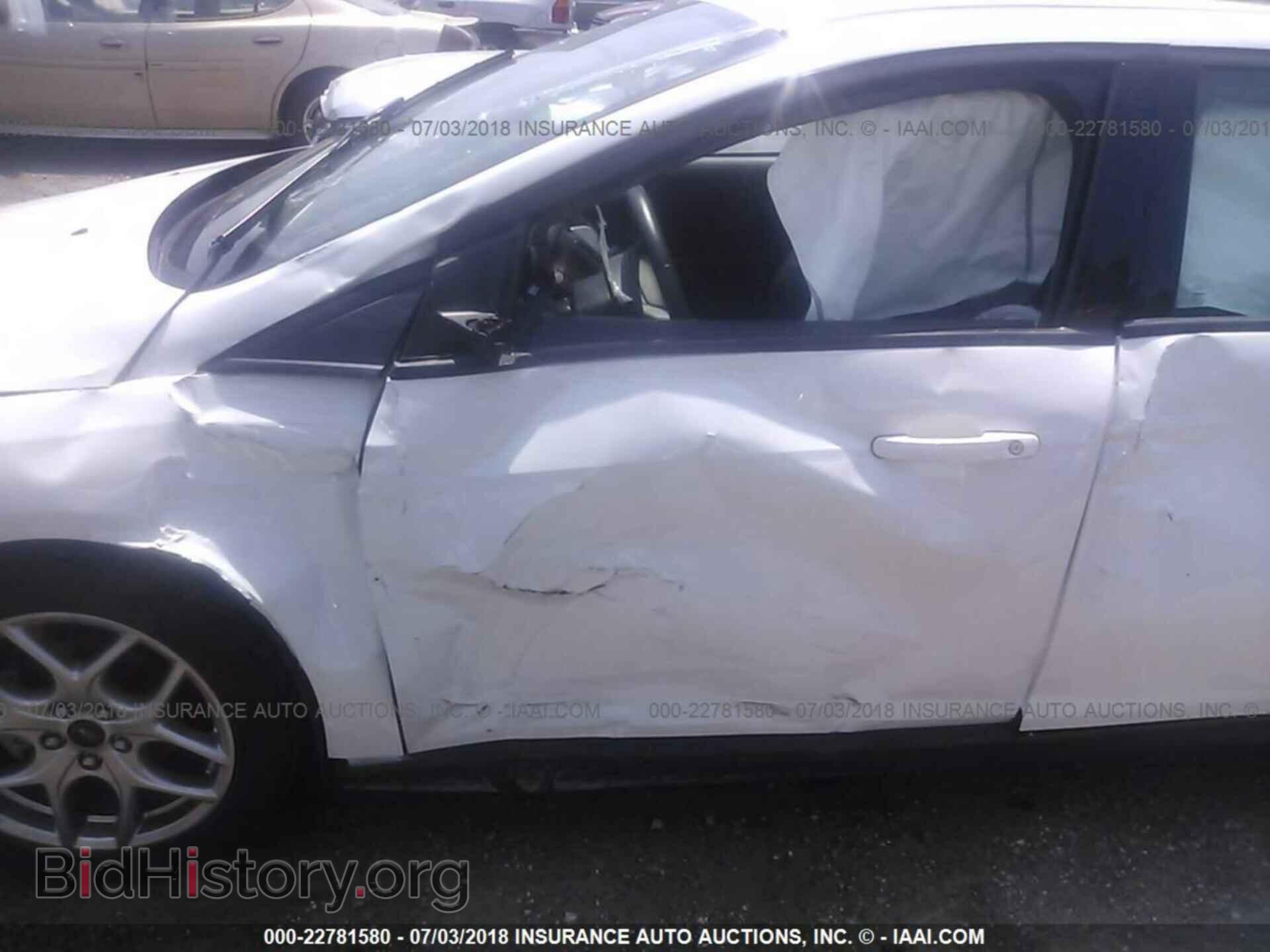 2015 Ford Focus - VIN: 1FADP3F20FL300755 - Photo 6