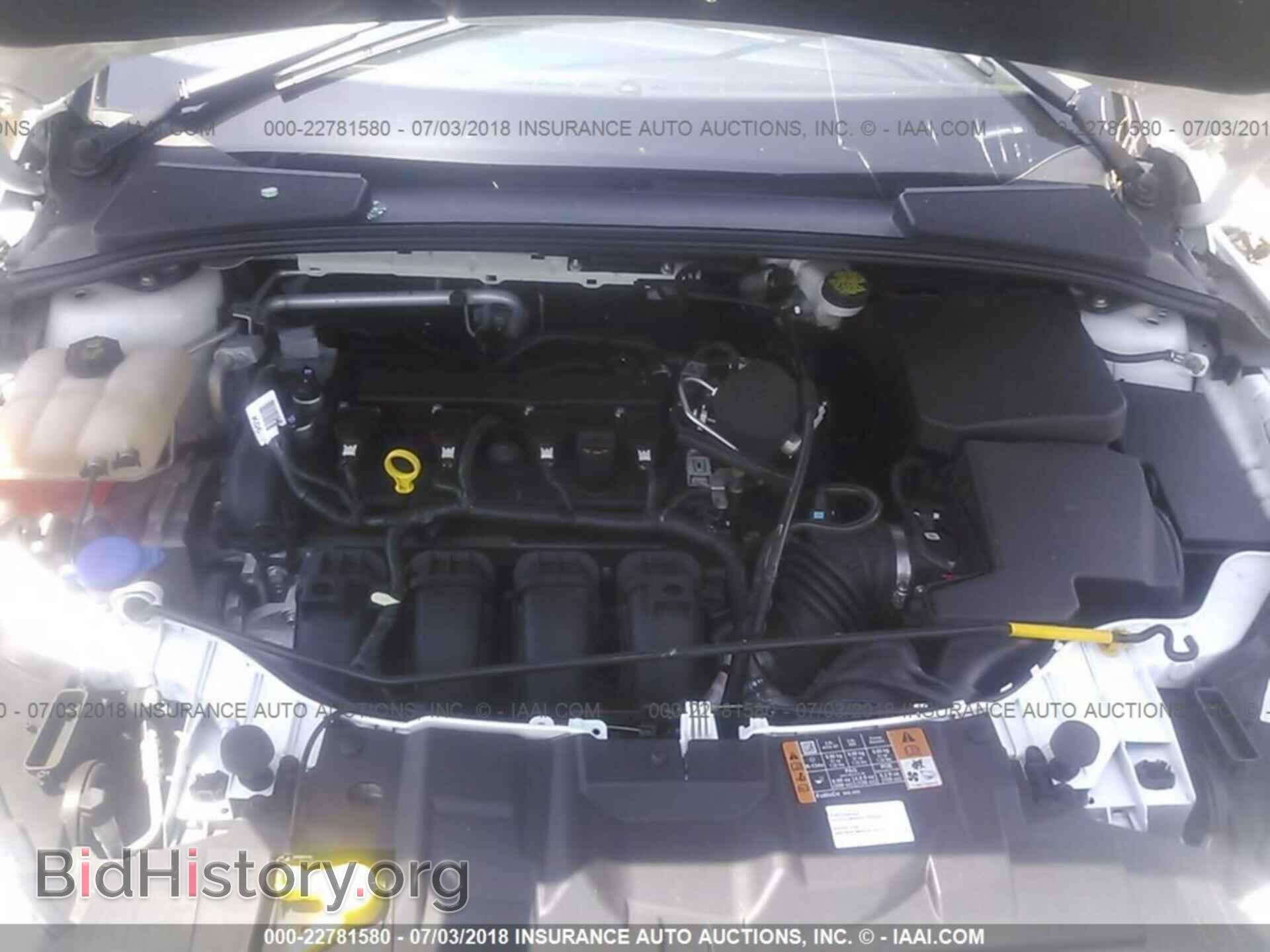 2015 Ford Focus - VIN: 1FADP3F20FL300755 - Photo 10