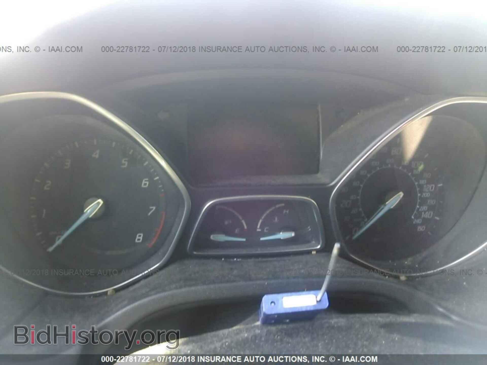 2012 Ford Focus - VIN: 1FAHP3F27CL476764 - Photo 7