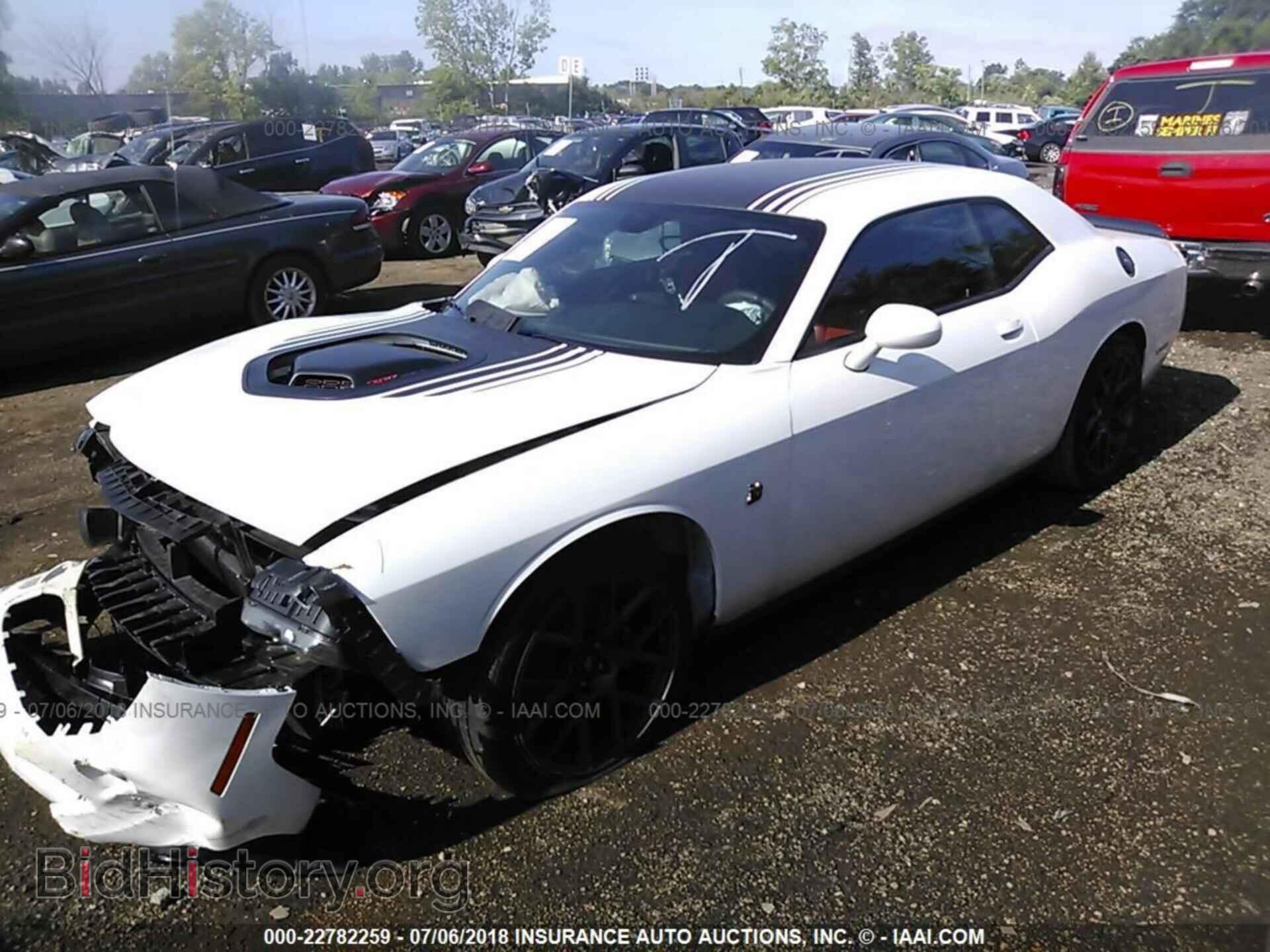 2017 Dodge Challenger - VIN: 2C3CDZFJ1HH636234 - Фото 2