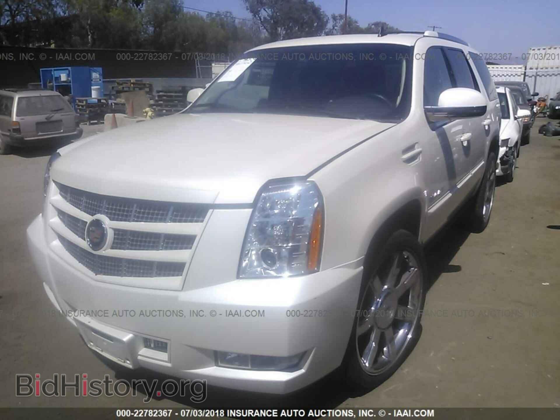 2013 CADILLAC ESCALADE - VIN: 1GYS3CEF0DR353655 - Фото 2