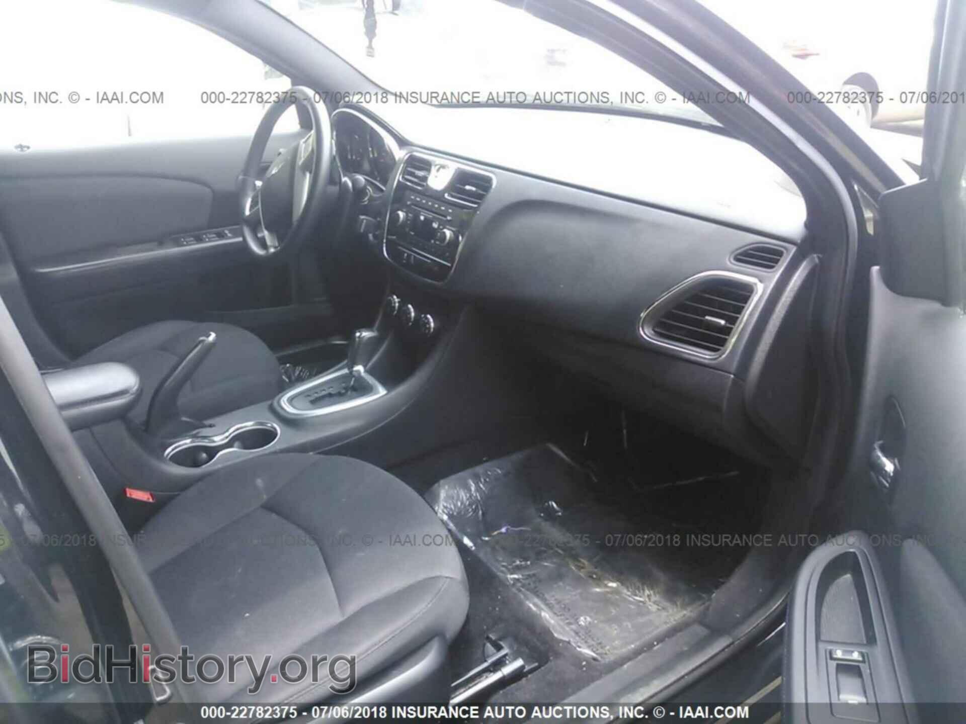 2013 Chrysler 200 - VIN: 1C3CCBBB9DN598651 - Фото 5
