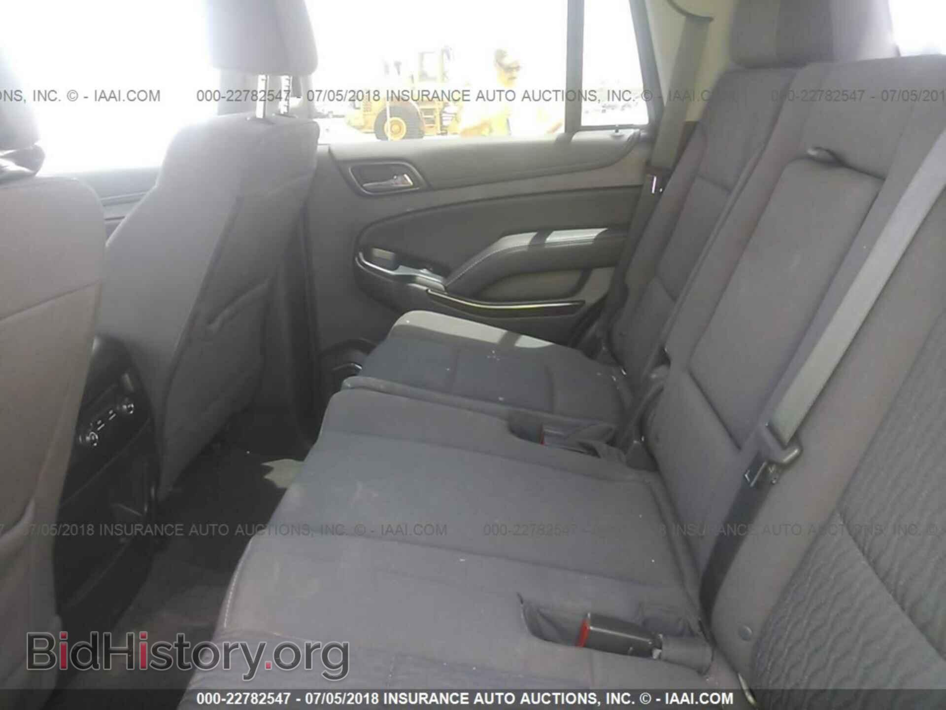 2018 Gmc Yukon - VIN: 1GKS1AKC4JR198988 - Фото 8