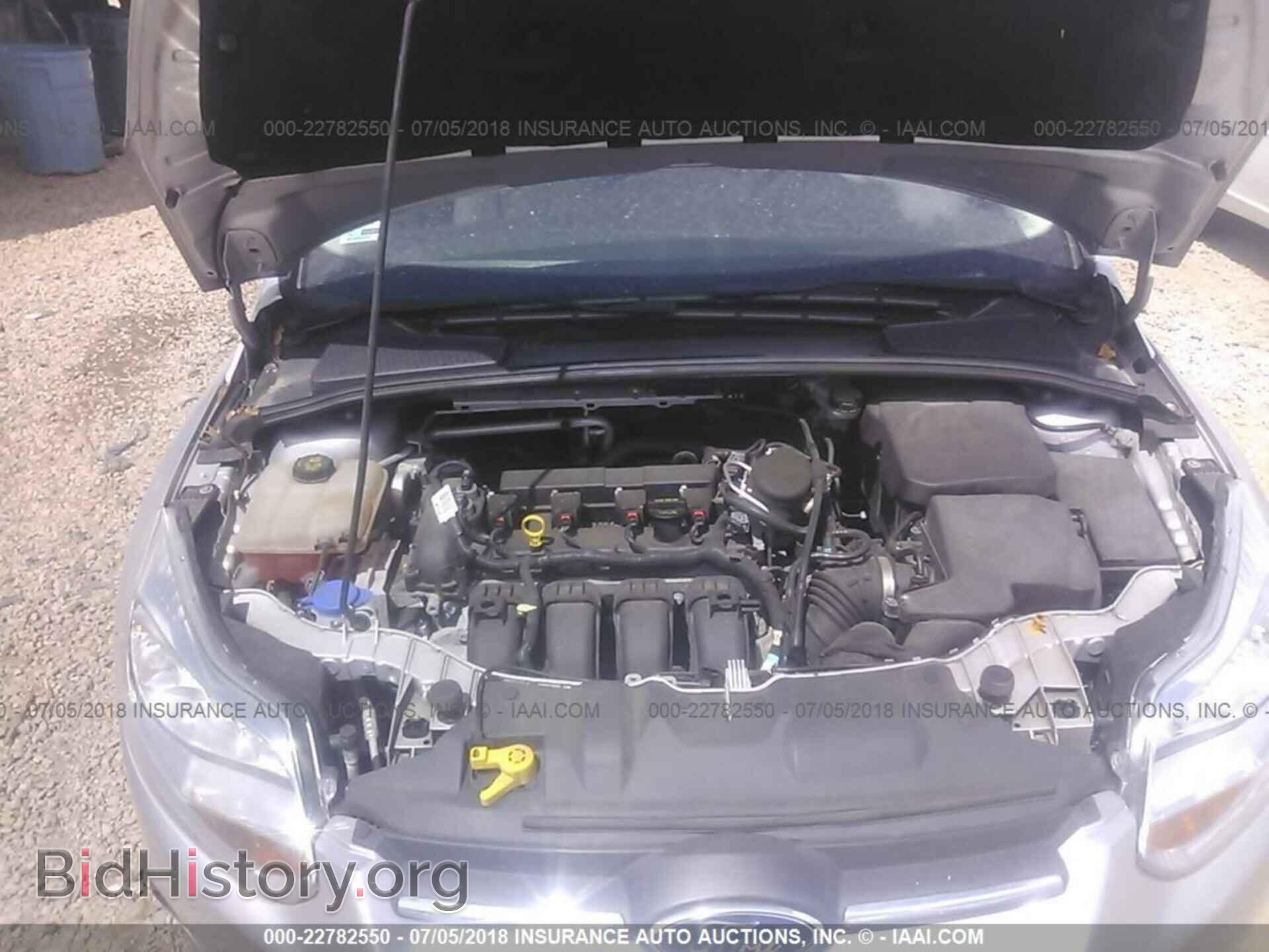 2014 Ford Focus - VIN: 1FADP3F29EL158758 - Photo 10