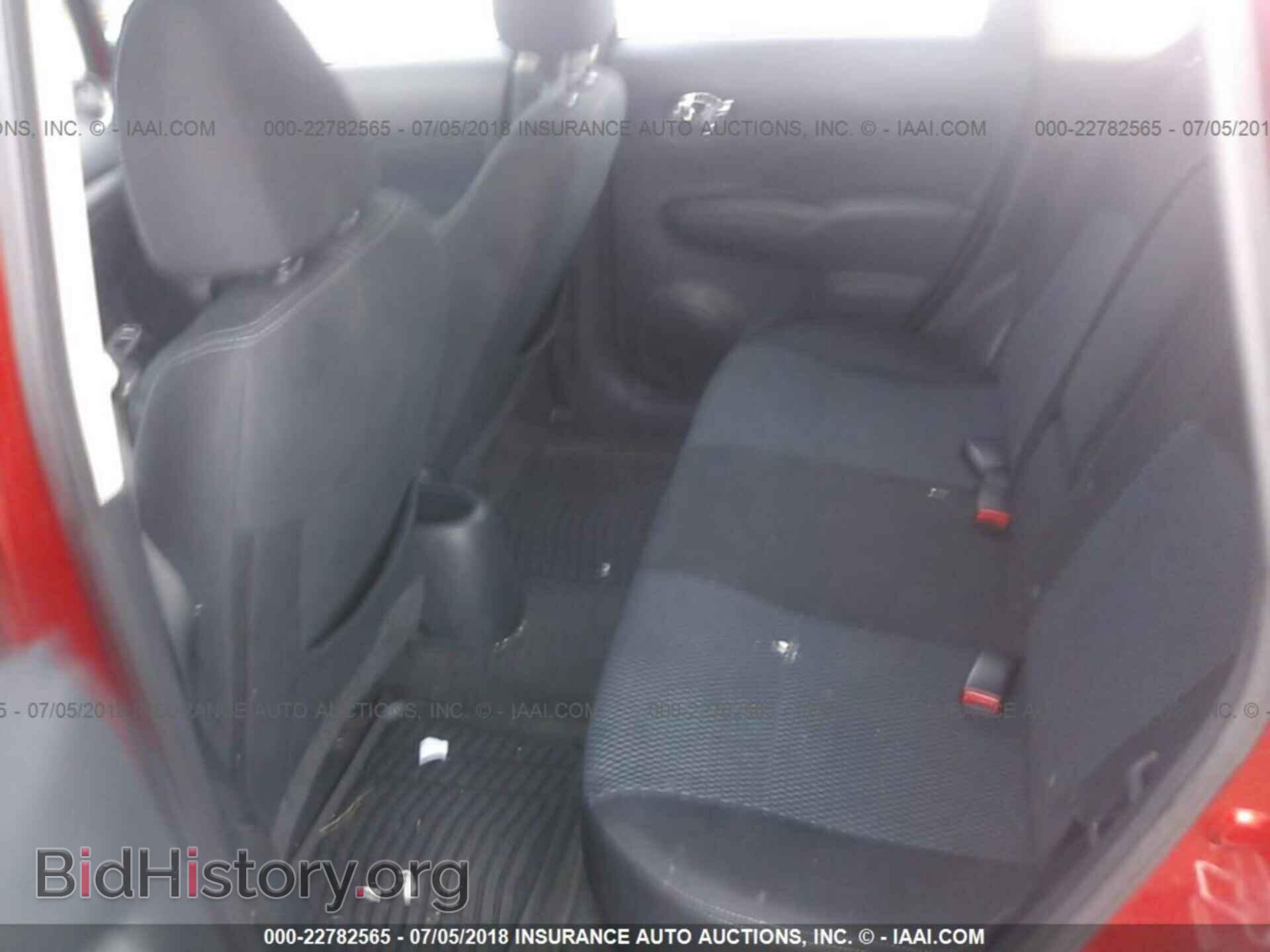 2014 Nissan Versa note - VIN: 3N1CE2CP1EL414159 - Фото 8