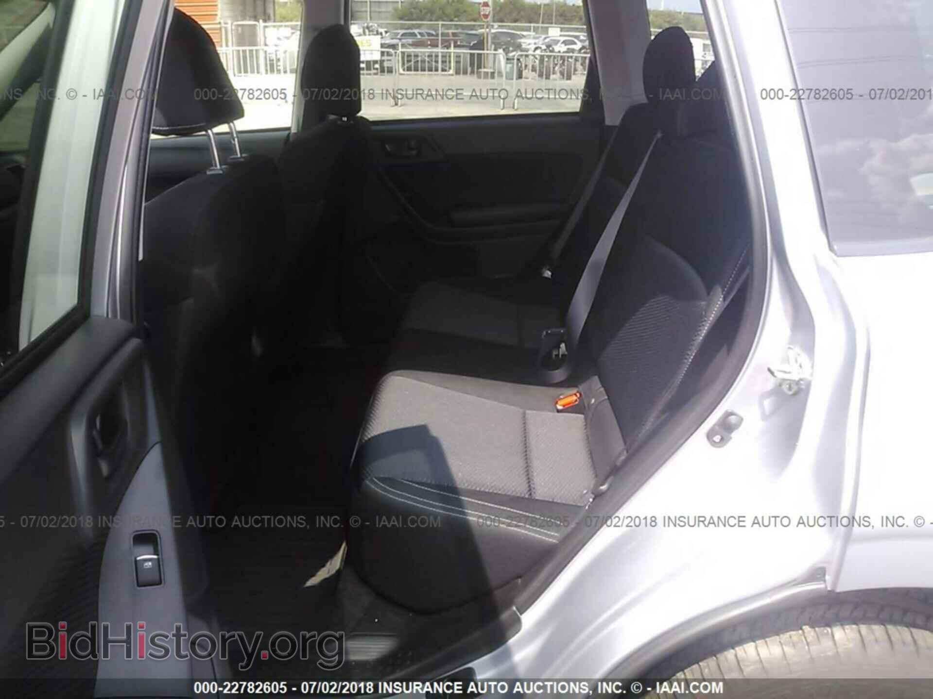 2018 Subaru Forester - VIN: JF2SJAGC8JH507597 - Photo 8