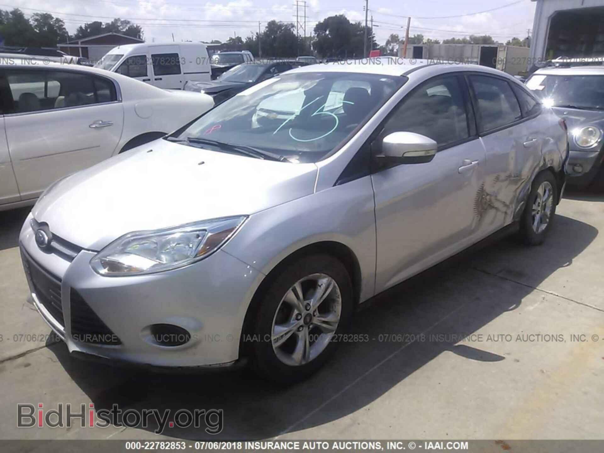 2013 Ford Focus - VIN: 1FADP3F26DL324734 - Фото 2