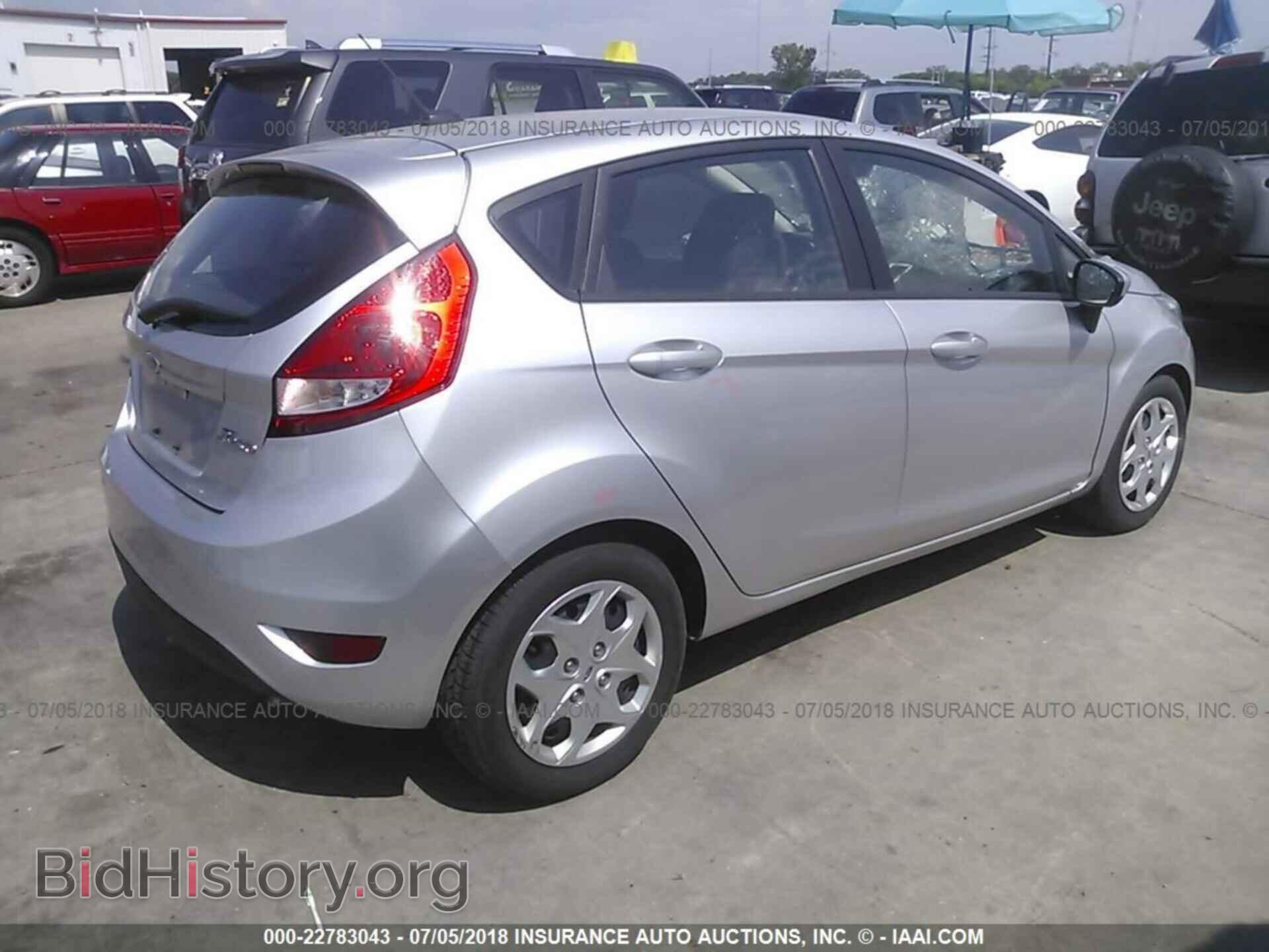 2012 Ford Fiesta - VIN: 3FADP4EJ2CM111789 - Фото 4