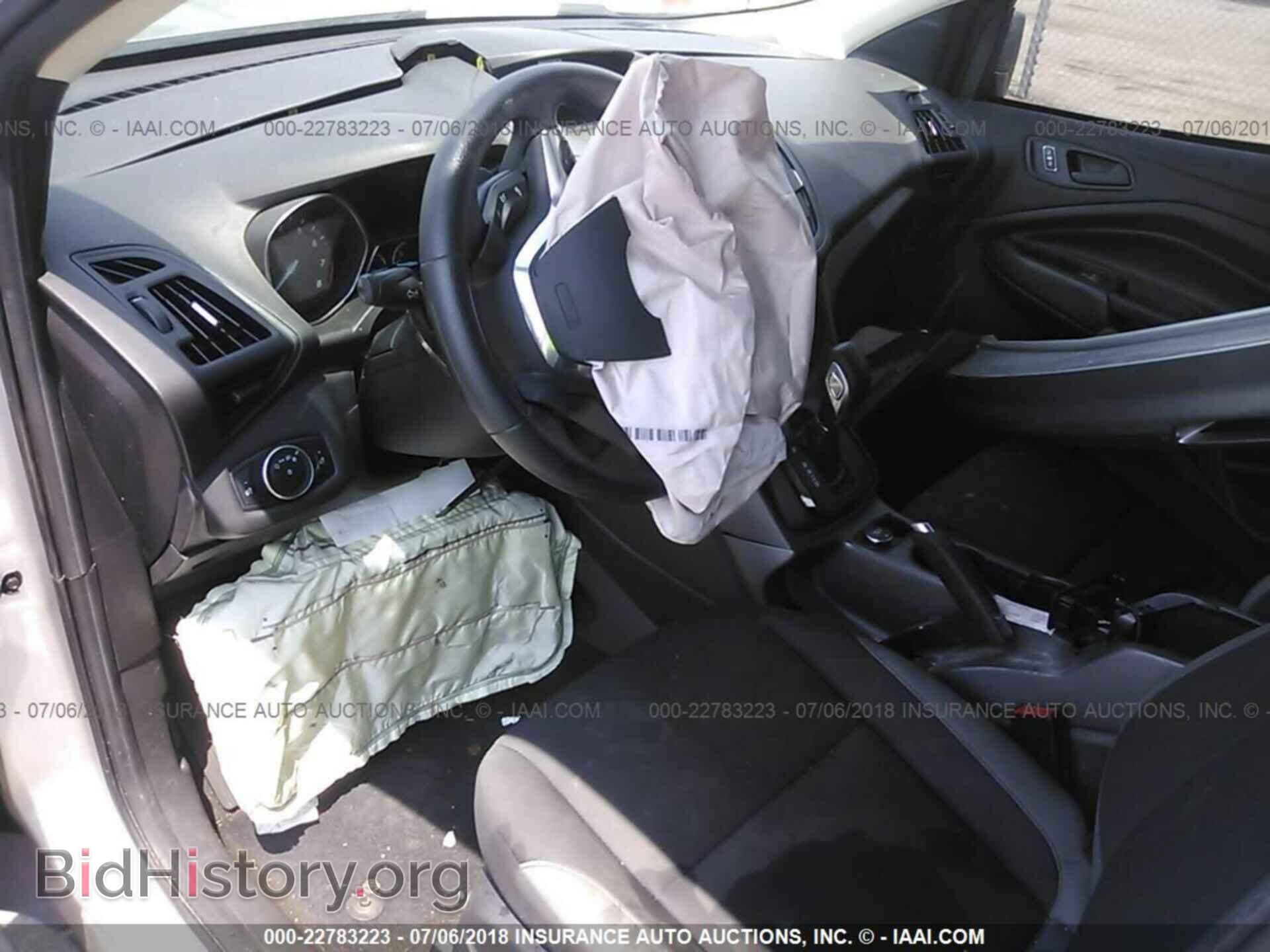 2015 Ford Escape - VIN: 1FMCU0F75FUC35206 - Photo 5