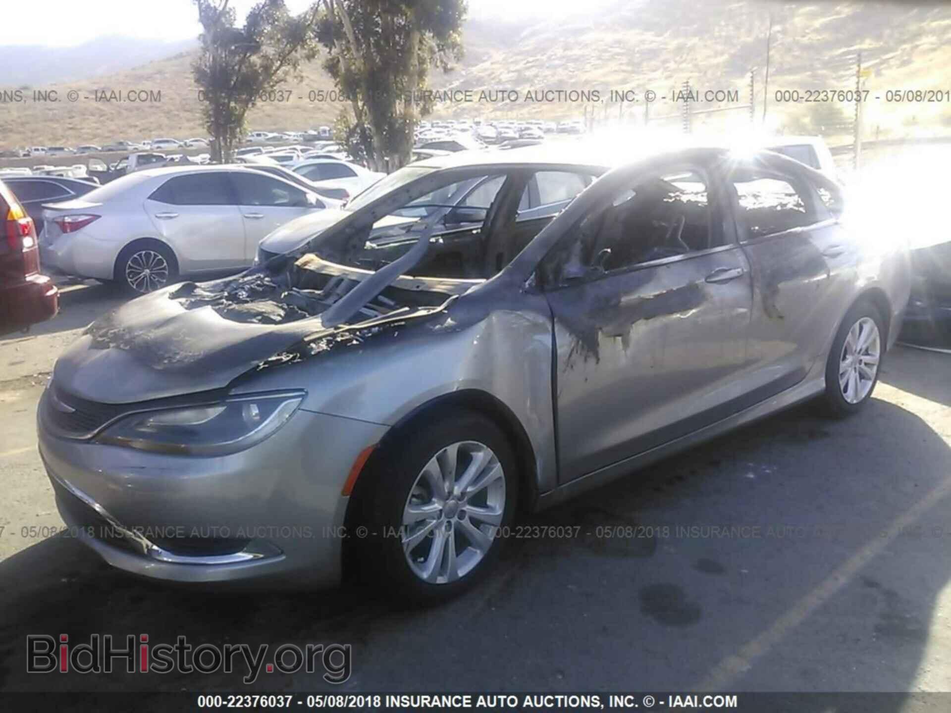 2016 CHRYSLER 200 - VIN: 1C3CCCAB6GN117413 - Фото 2
