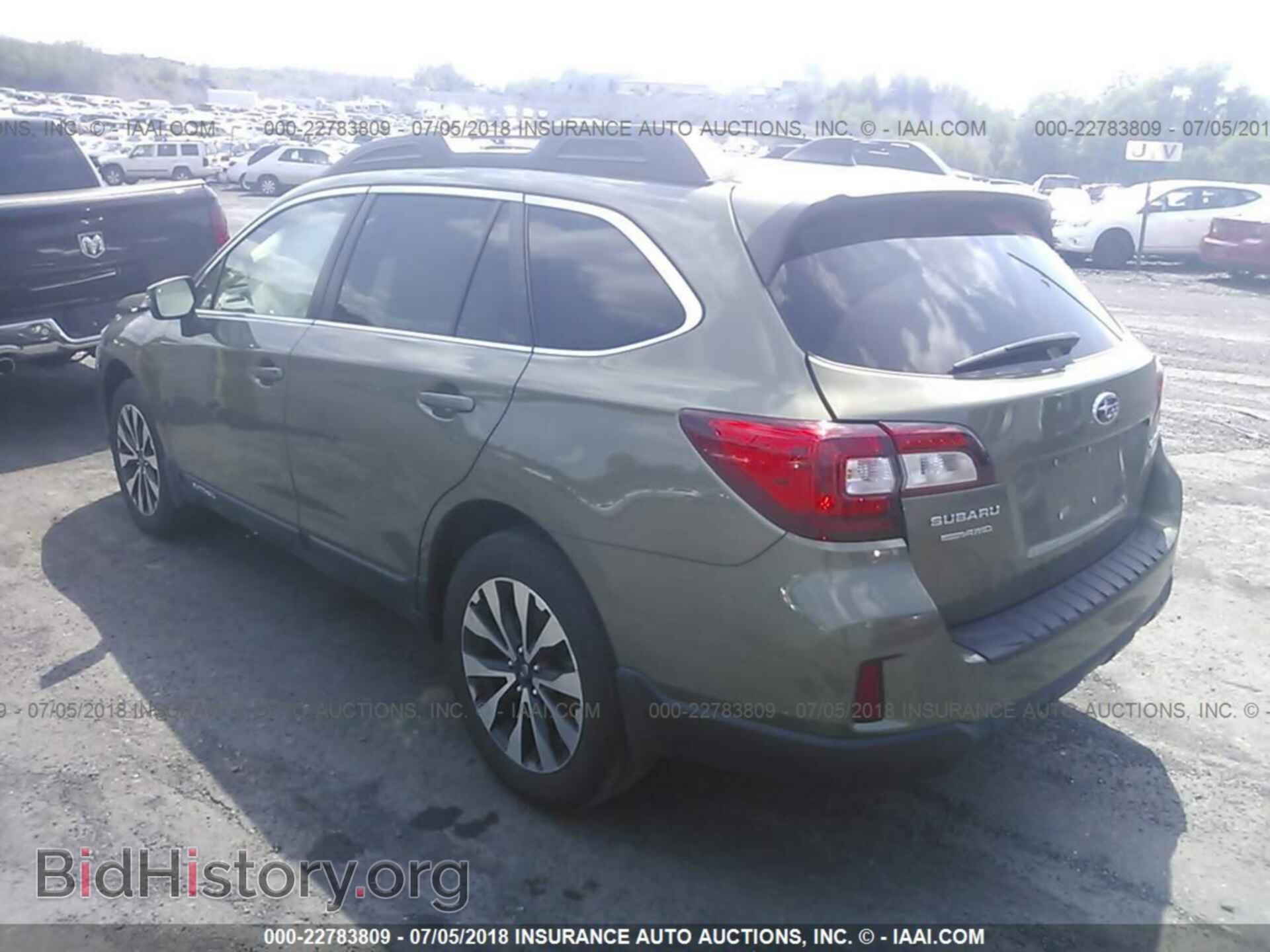 2016 Subaru Outback - VIN: 4S4BSANC6G3286159 - Фото 3
