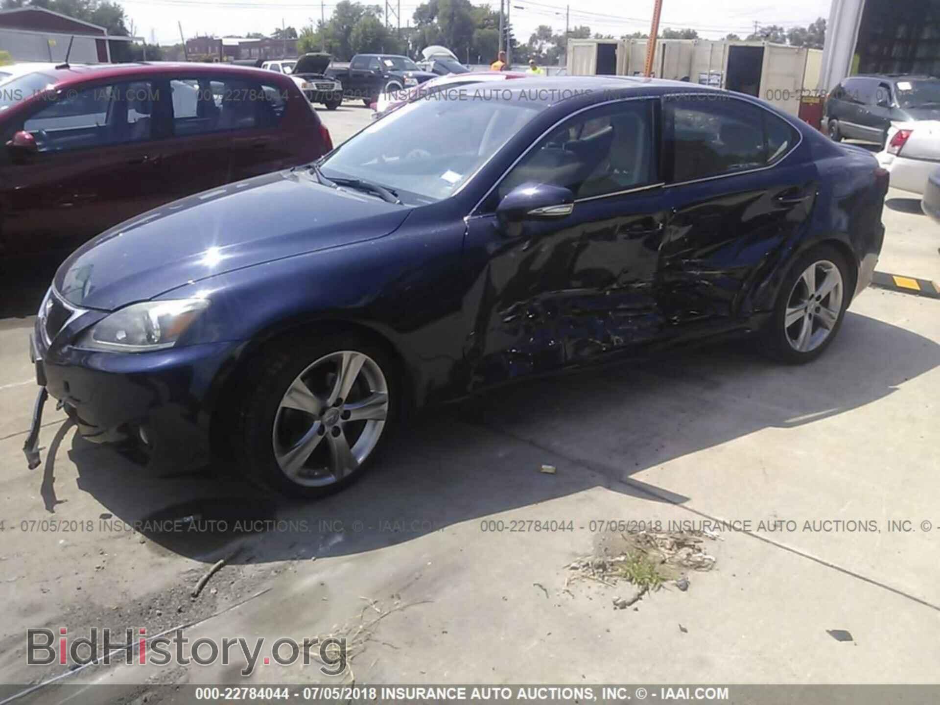 2011 Lexus Is - VIN: JTHBF5C2XB5151465 - Фото 2