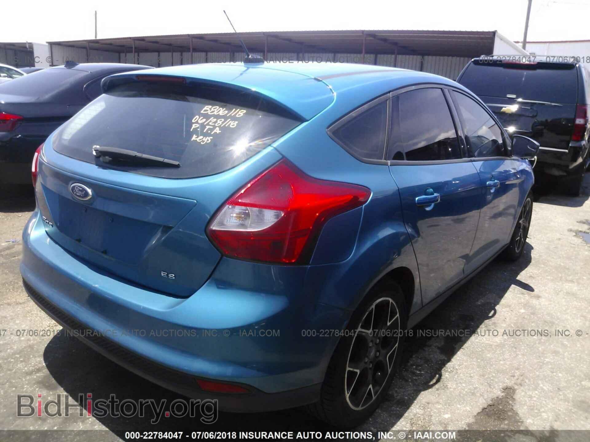 2012 Ford Focus - VIN: 1FAHP3K22CL256907 - Photo 4