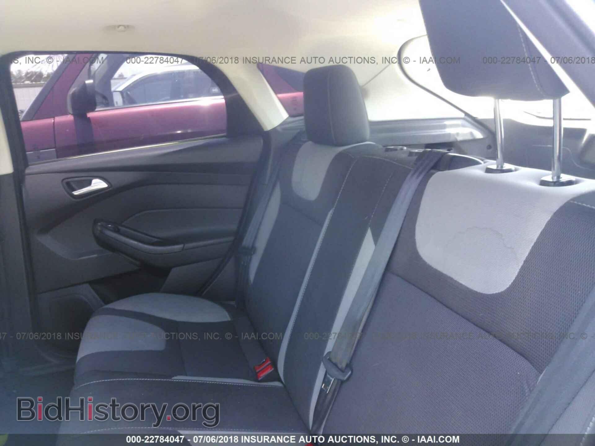 2012 Ford Focus - VIN: 1FAHP3K22CL256907 - Photo 8