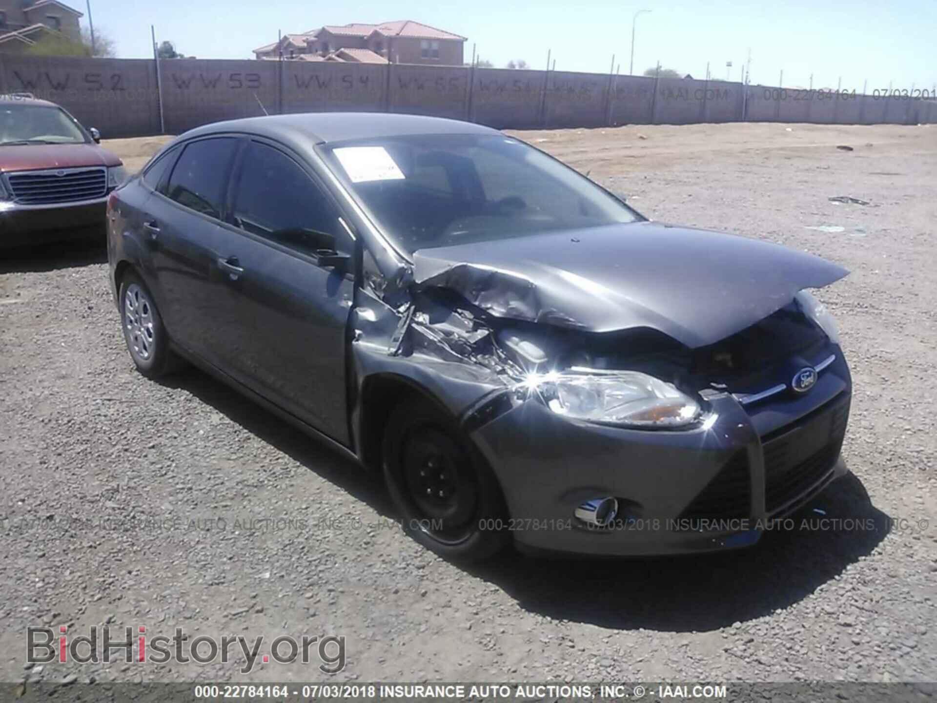 Photo 1FAHP3F29CL302839 - Ford Focus 2012
