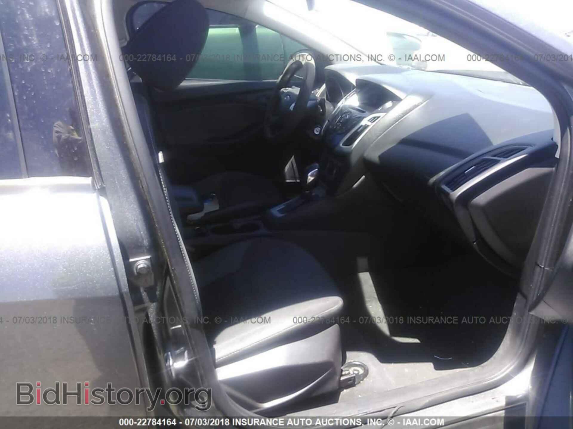 2012 Ford Focus - VIN: 1FAHP3F29CL302839 - Photo 5