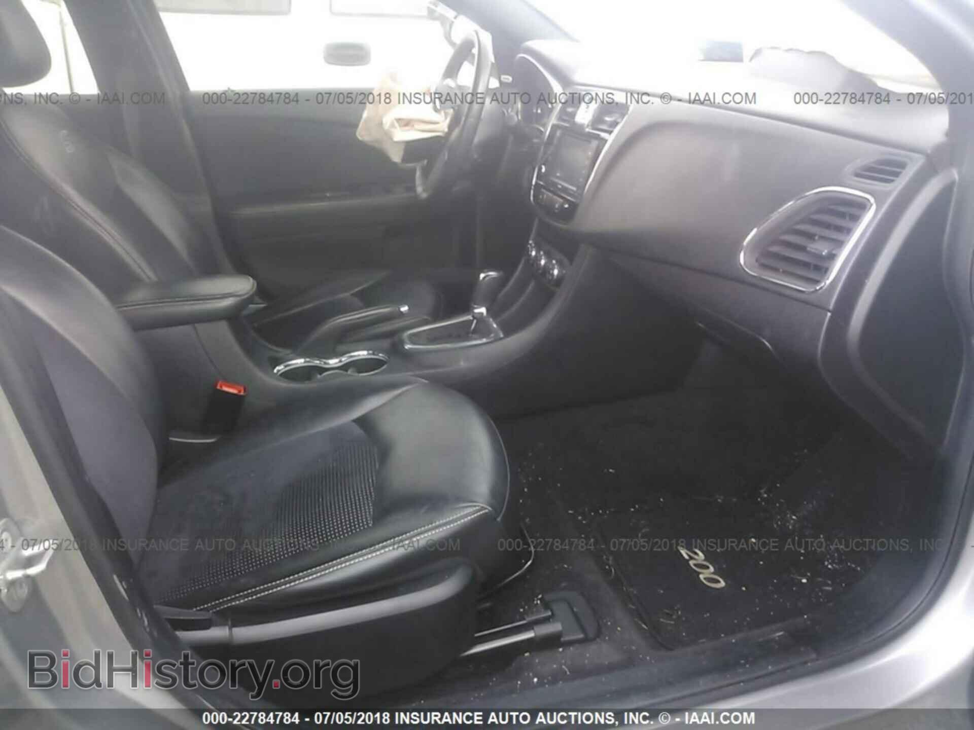 2013 Chrysler 200 - VIN: 1C3CCBCG9DN510451 - Photo 5