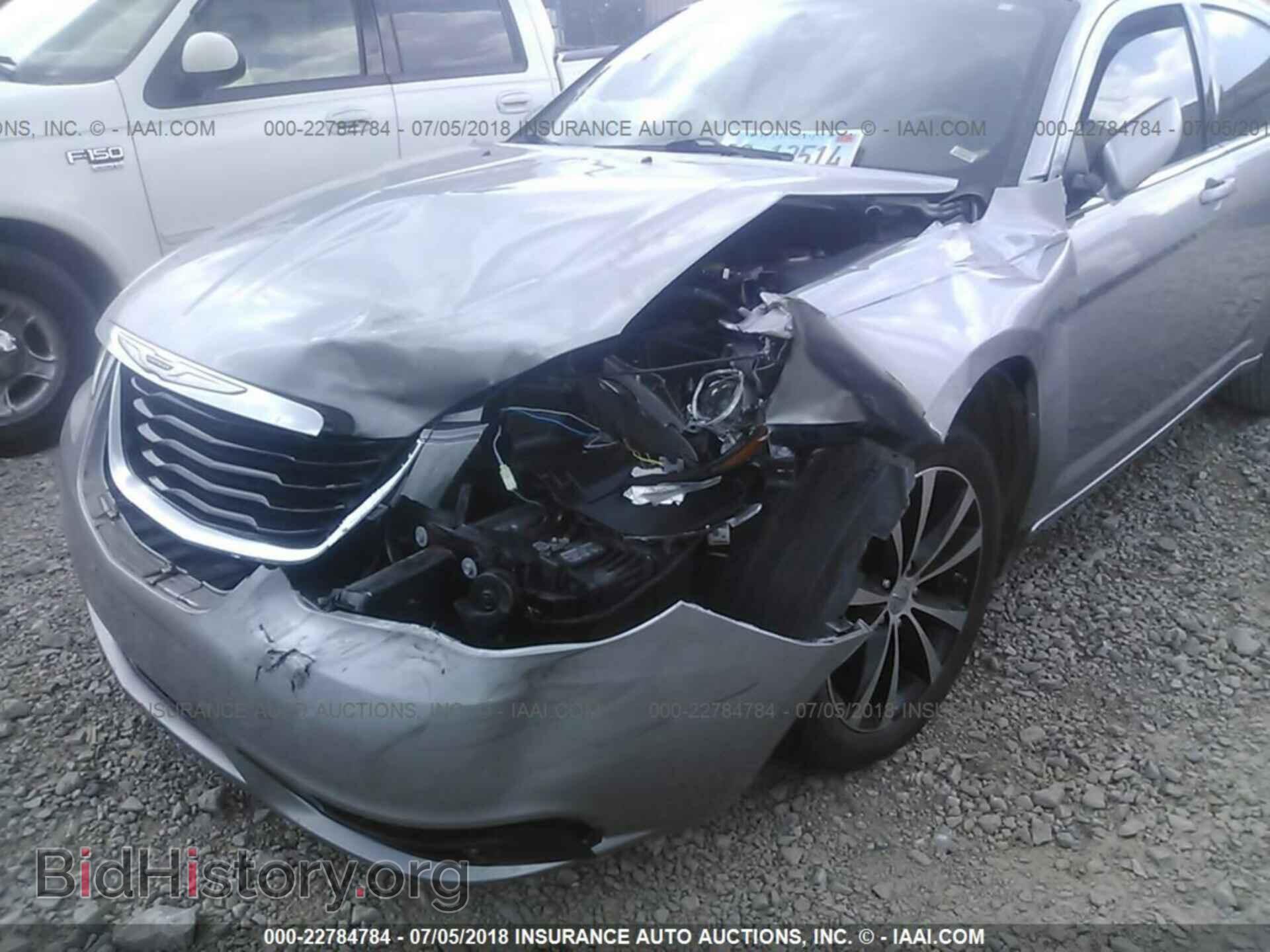 2013 Chrysler 200 - VIN: 1C3CCBCG9DN510451 - Photo 6