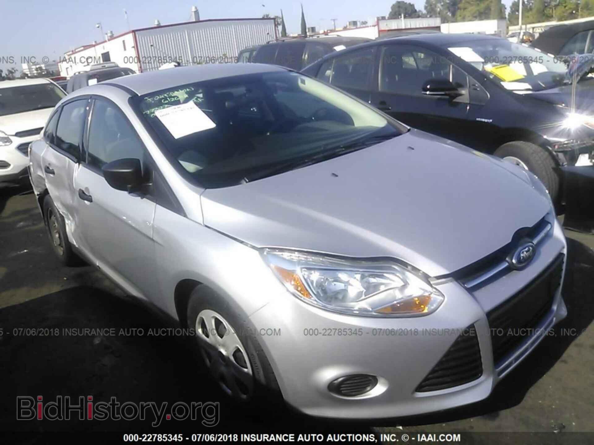 Photo 1FADP3E27EL413733 - Ford Focus 2014