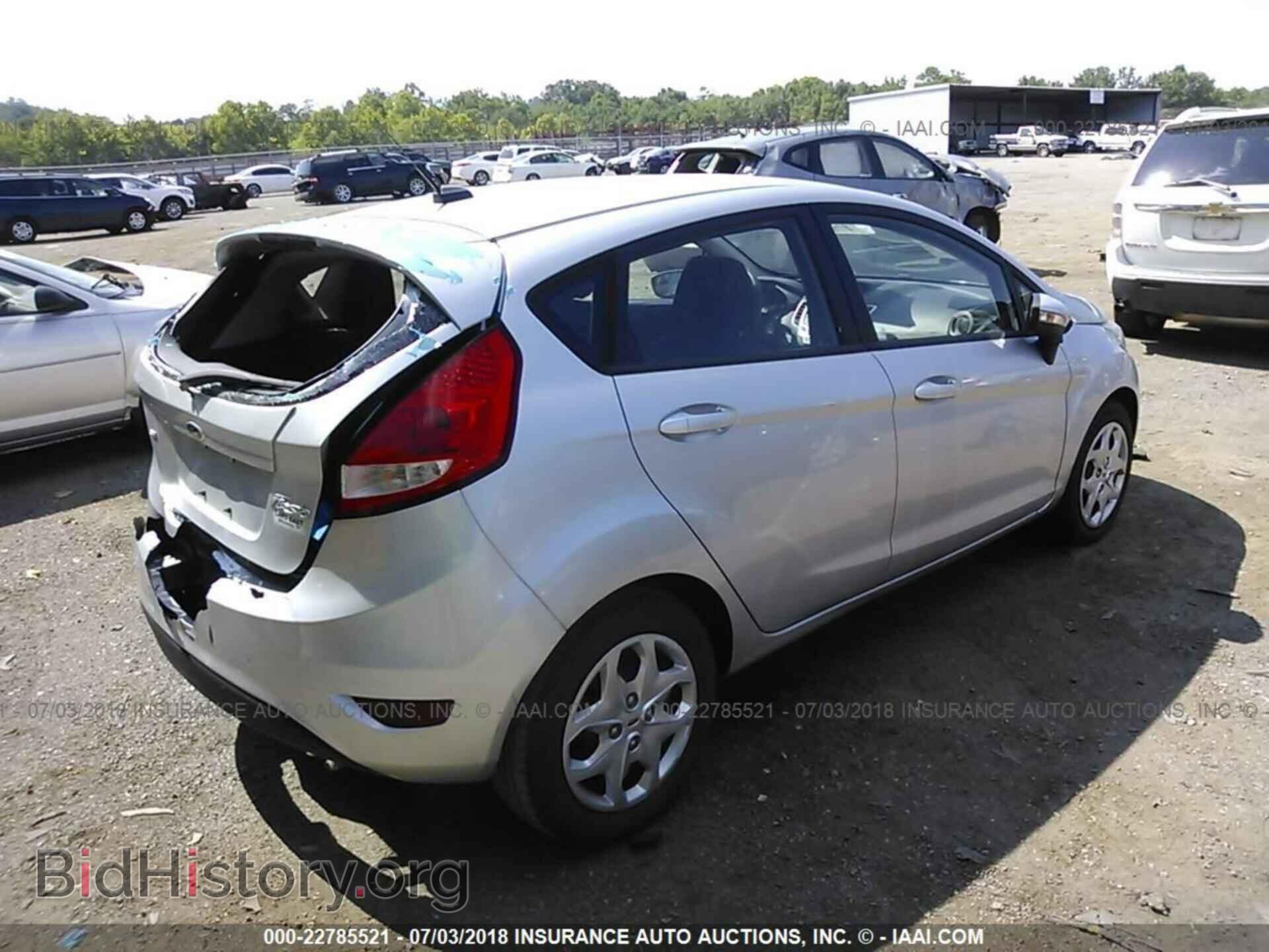 2013 Ford Fiesta - VIN: 3FADP4EJ1DM150553 - Фото 4