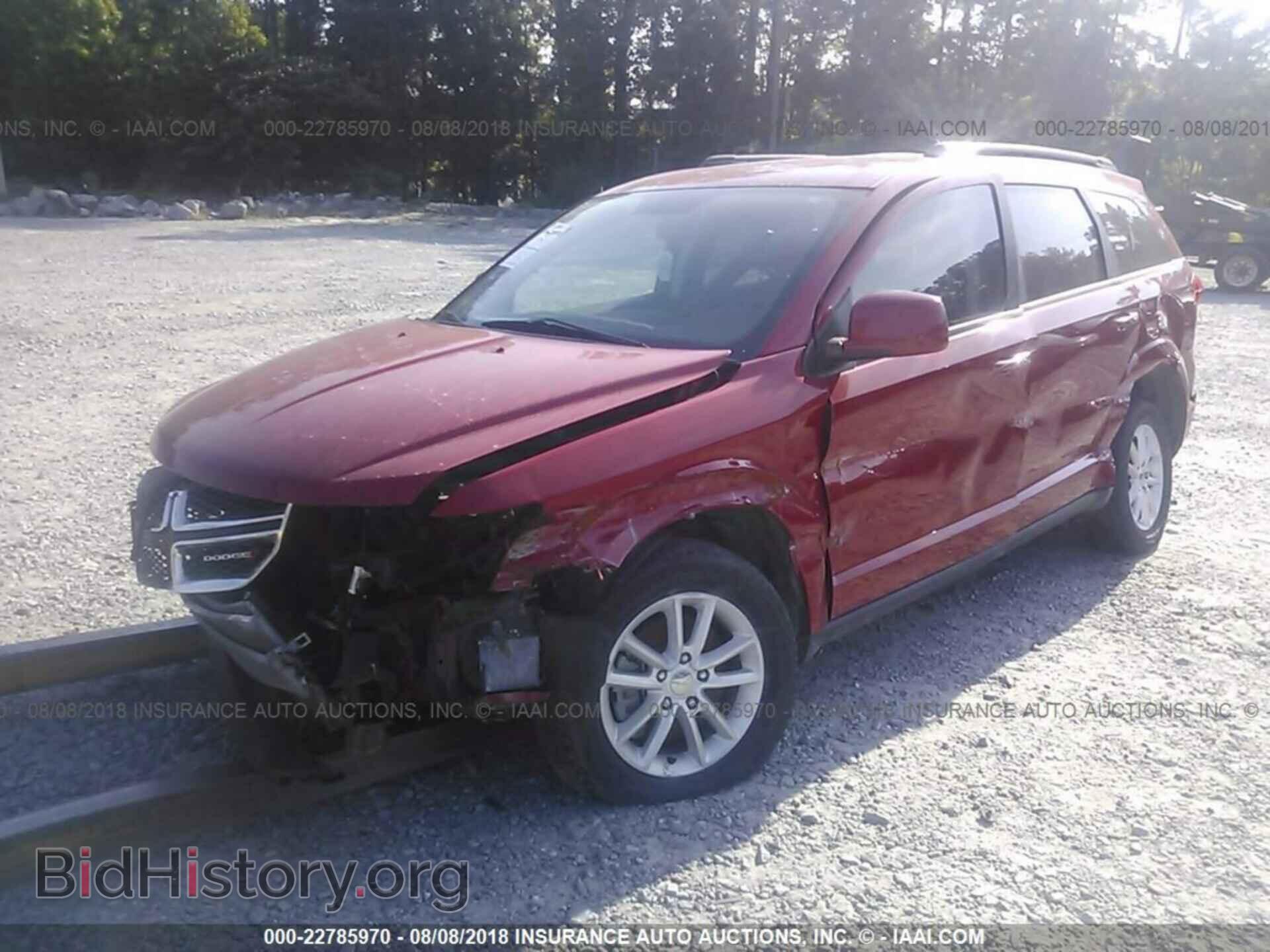 2015 Dodge Journey - VIN: 3C4PDCBG8FT556597 - Photo 2
