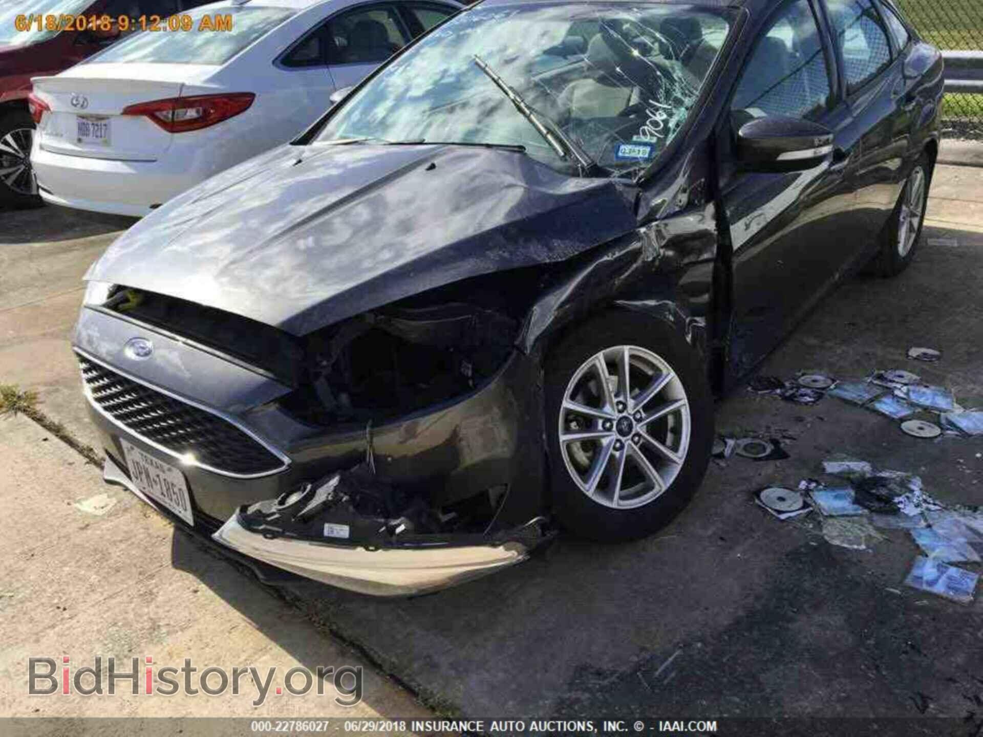 2017 Ford Focus - VIN: 1FADP3F23HL249061 - Photo 11