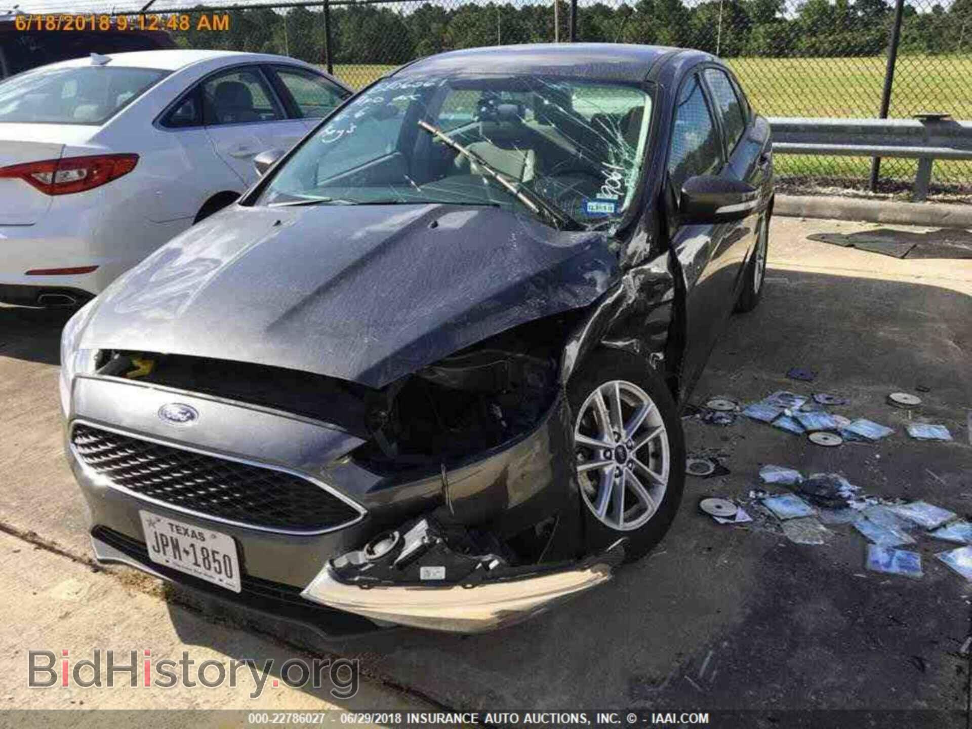 2017 Ford Focus - VIN: 1FADP3F23HL249061 - Photo 15