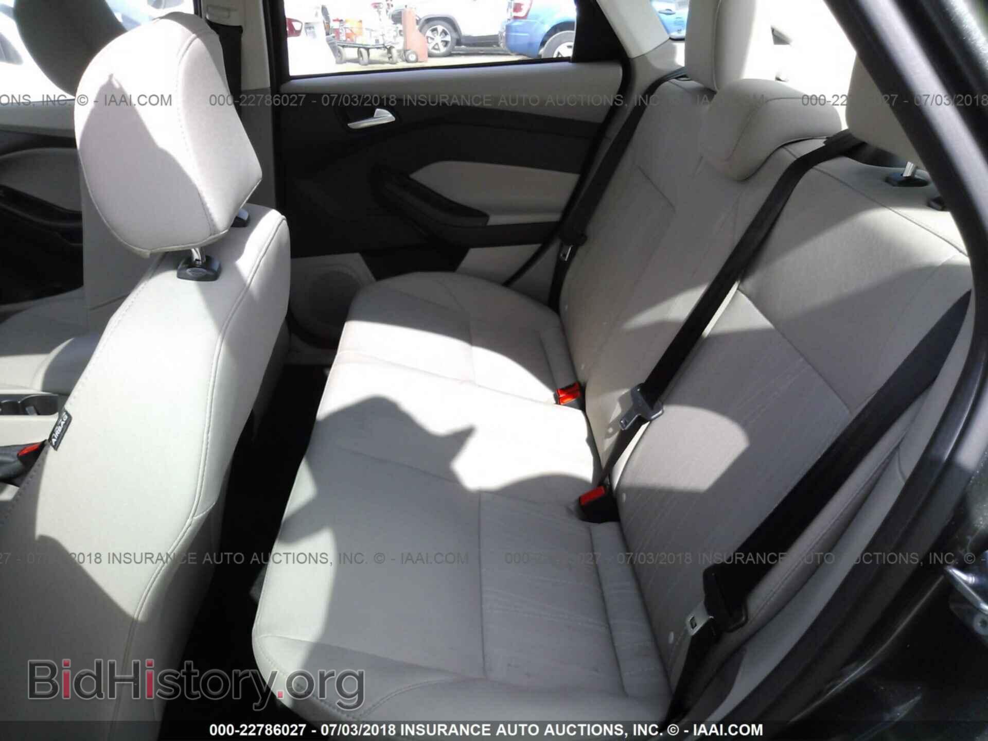 2017 Ford Focus - VIN: 1FADP3F23HL249061 - Photo 8