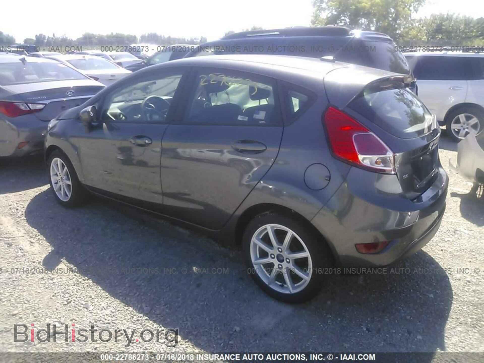 2017 Ford Fiesta - VIN: 3FADP4EJ5HM136533 - Photo 3