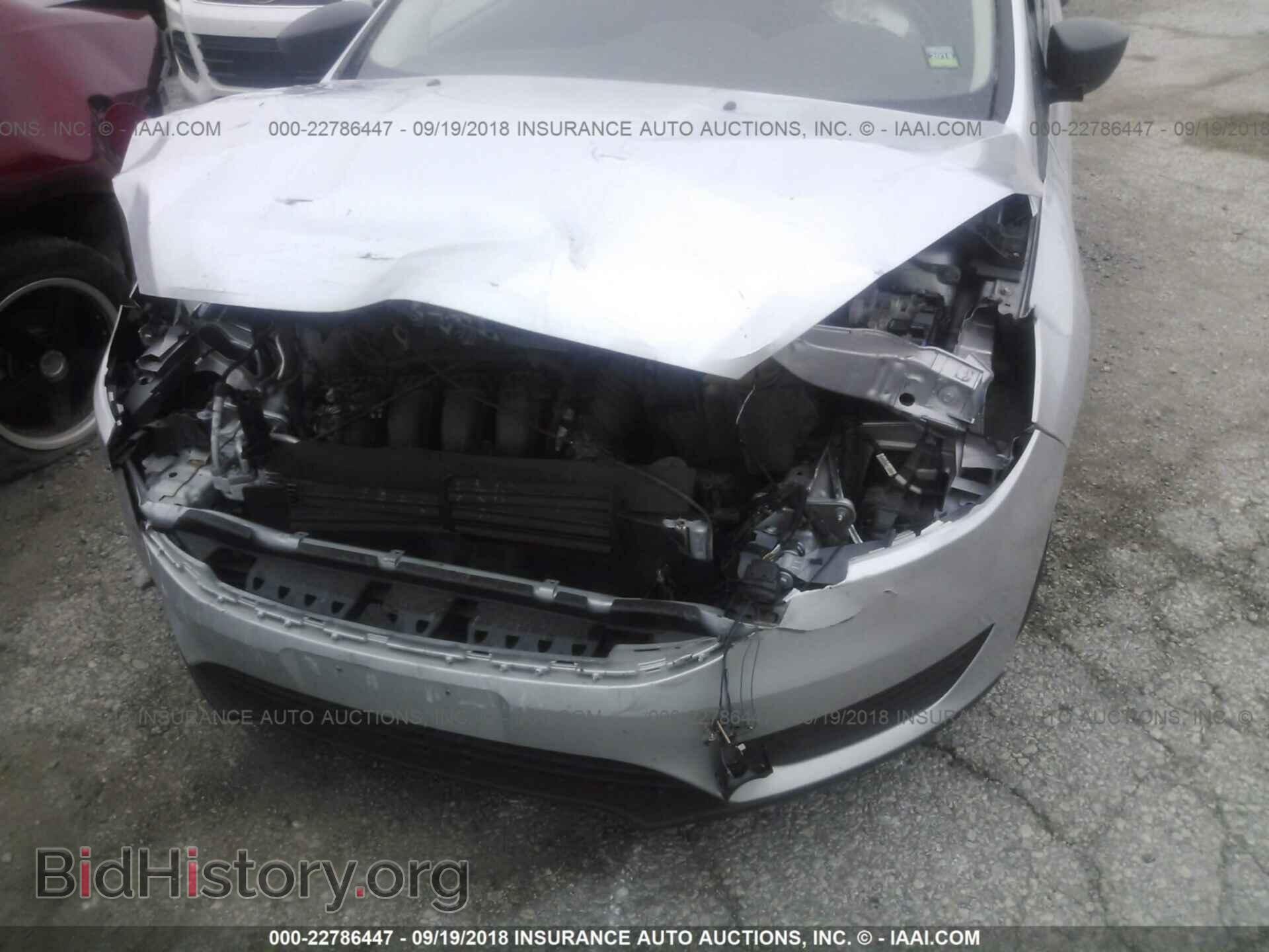 2015 Ford Focus - VIN: 1FADP3E27FL258716 - Photo 6