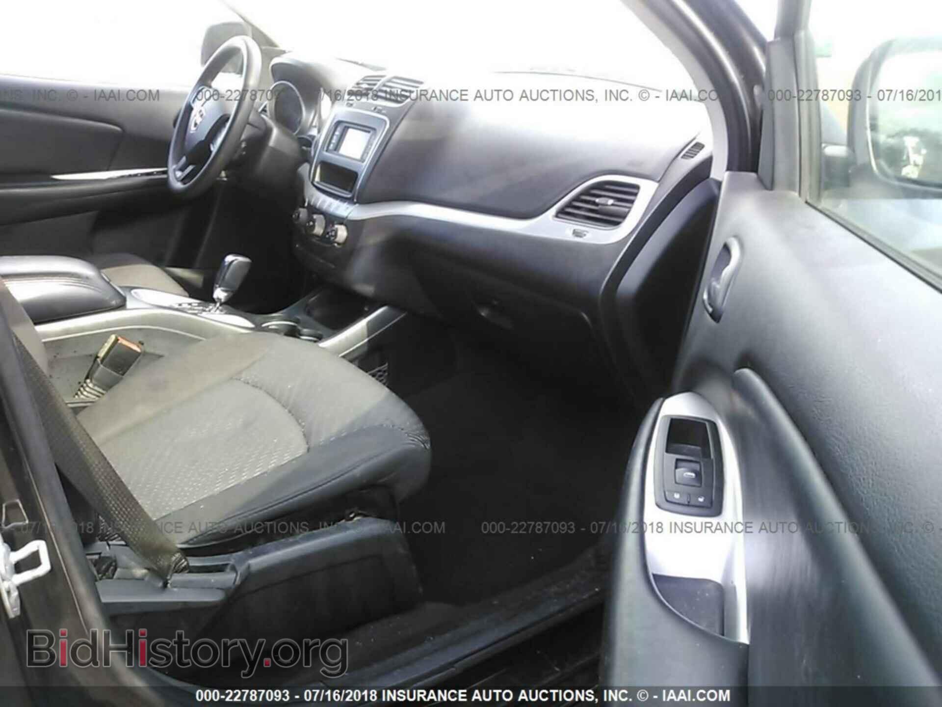 2012 Dodge Journey - VIN: 3C4PDCBG2CT371358 - Фото 5