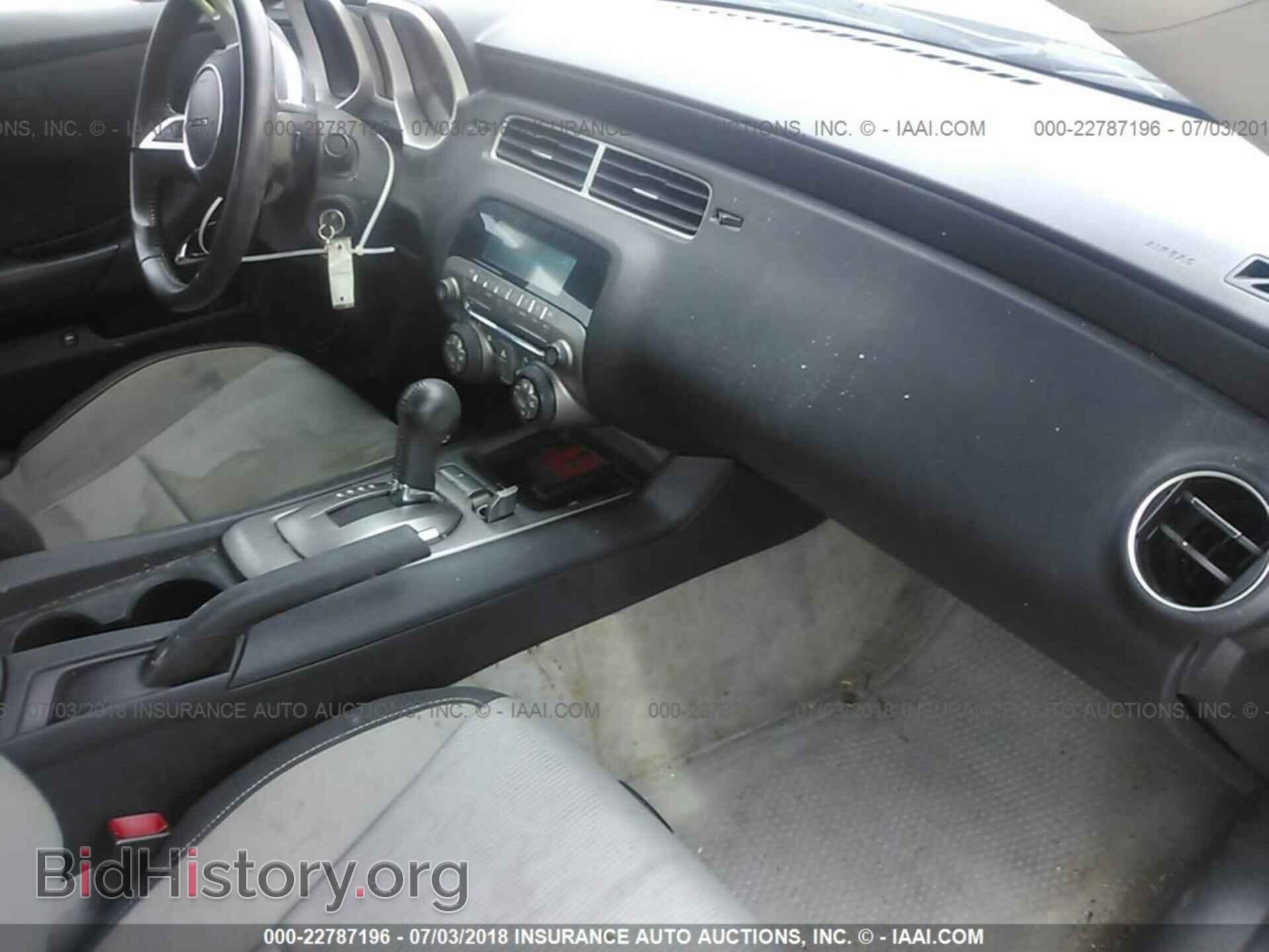 2011 Chevrolet Camaro - VIN: 2G1FB1ED7B9143356 - Фото 5