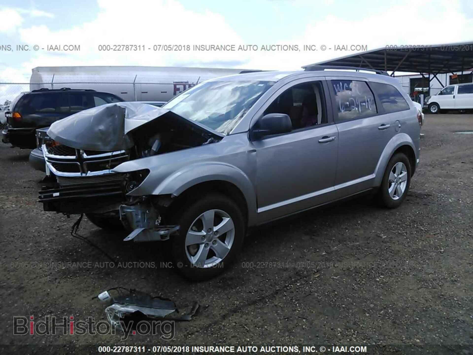 2017 Dodge Journey - VIN: 3C4PDCAB3HT559688 - Photo 2