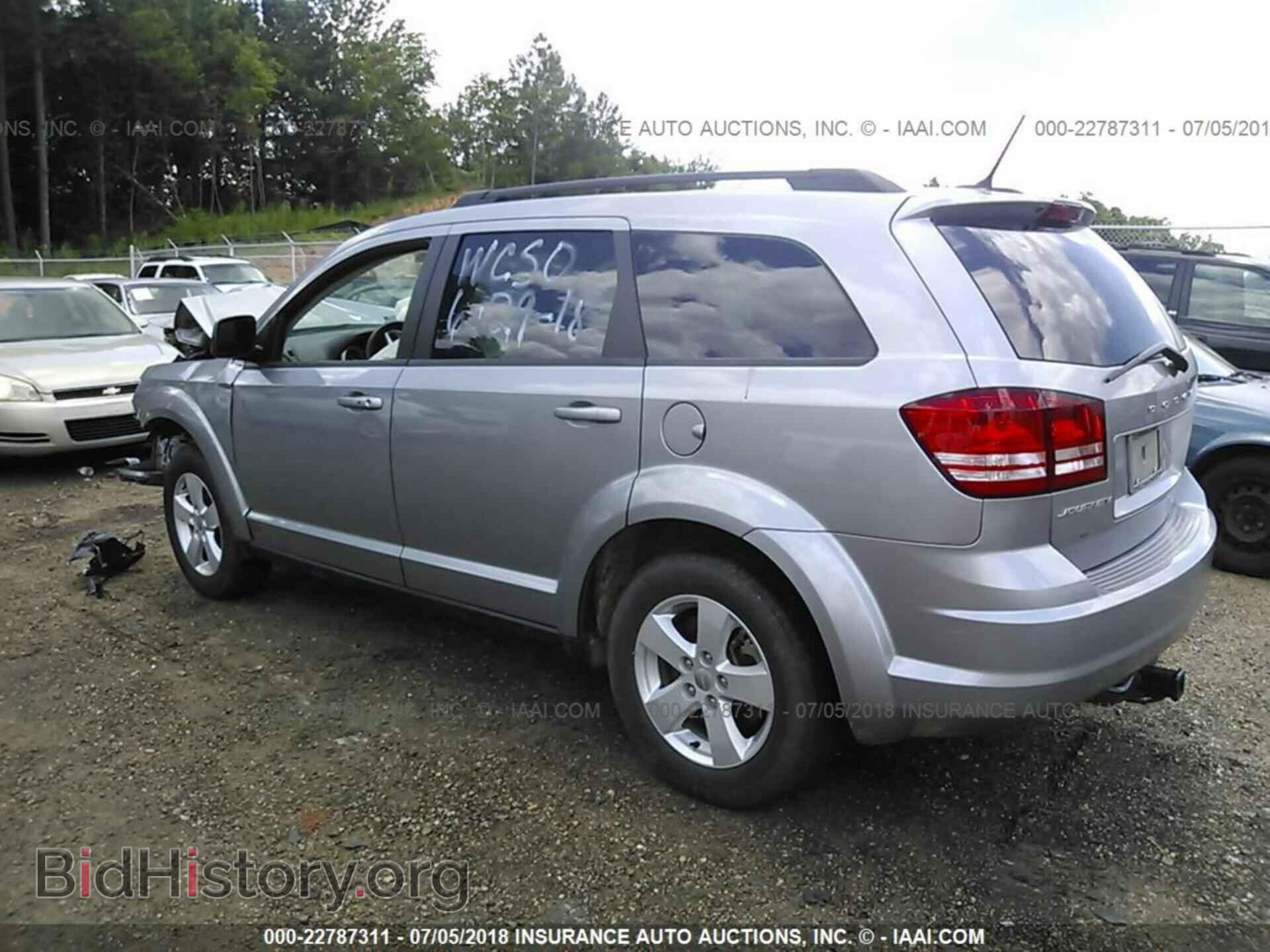 2017 Dodge Journey - VIN: 3C4PDCAB3HT559688 - Photo 3