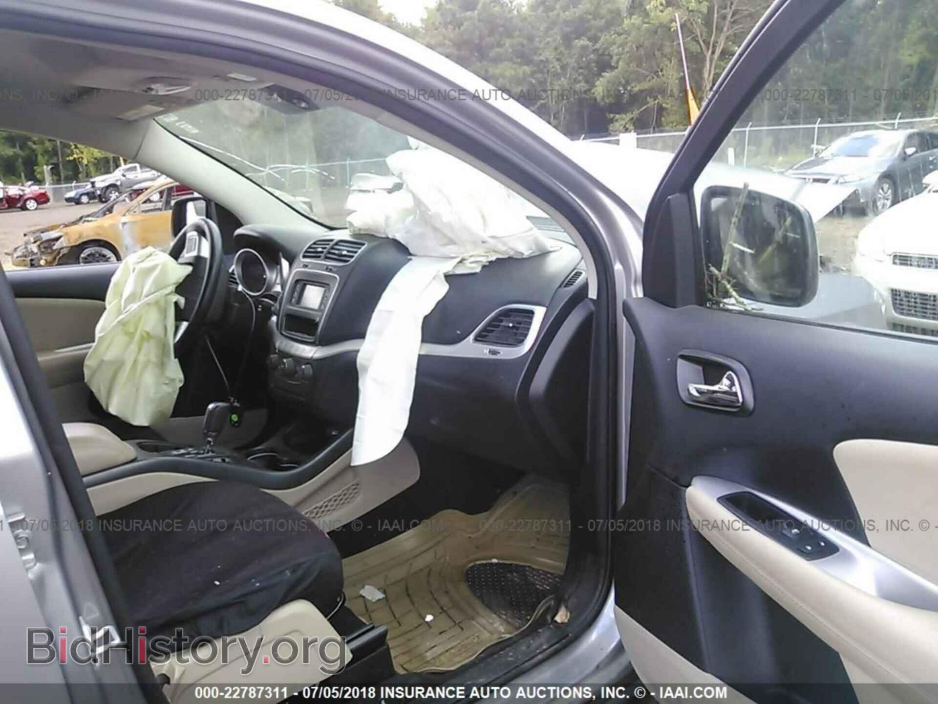 2017 Dodge Journey - VIN: 3C4PDCAB3HT559688 - Photo 5