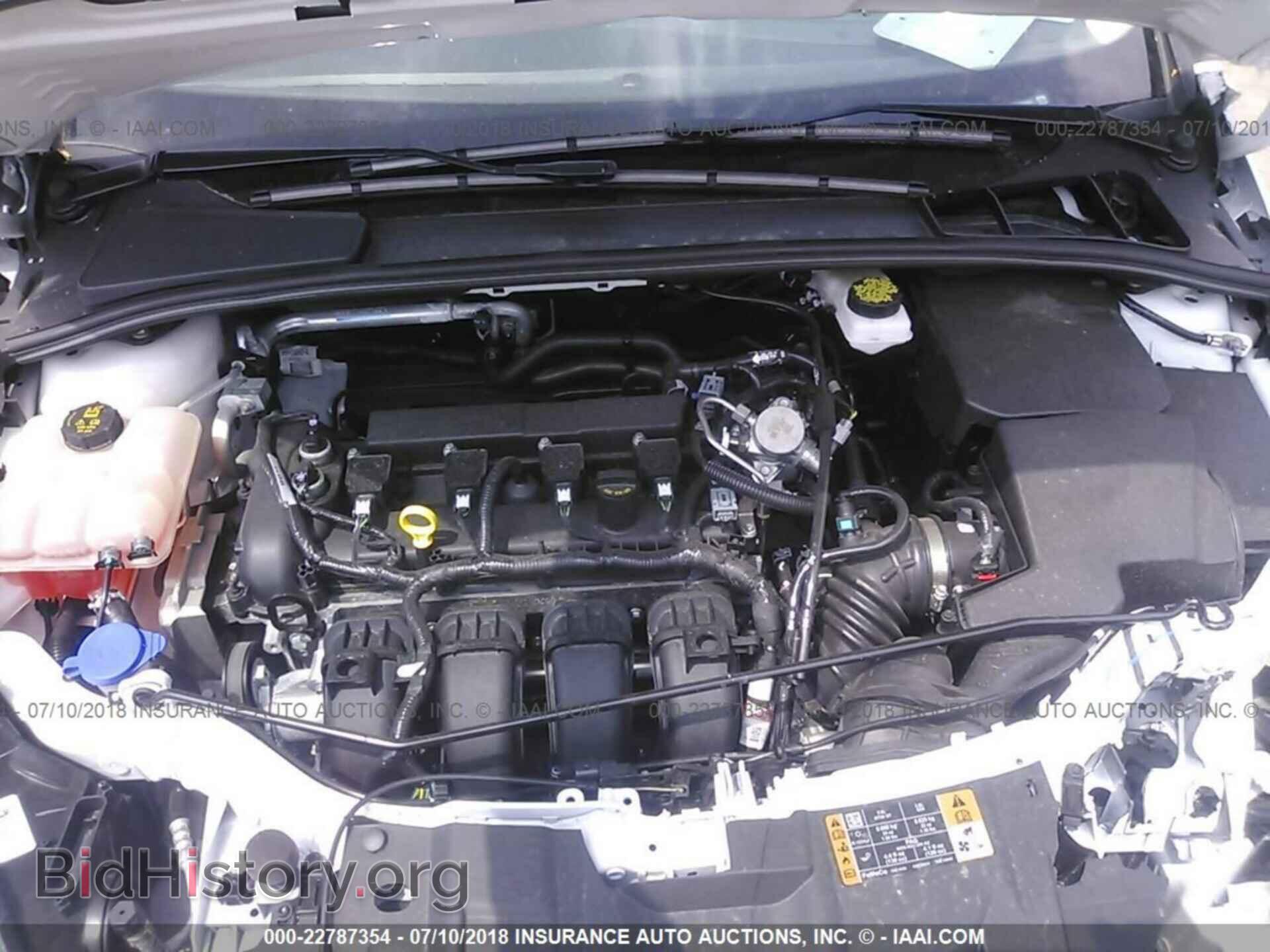 2018 Ford Focus - VIN: 1FADP3J21JL280662 - Фото 10