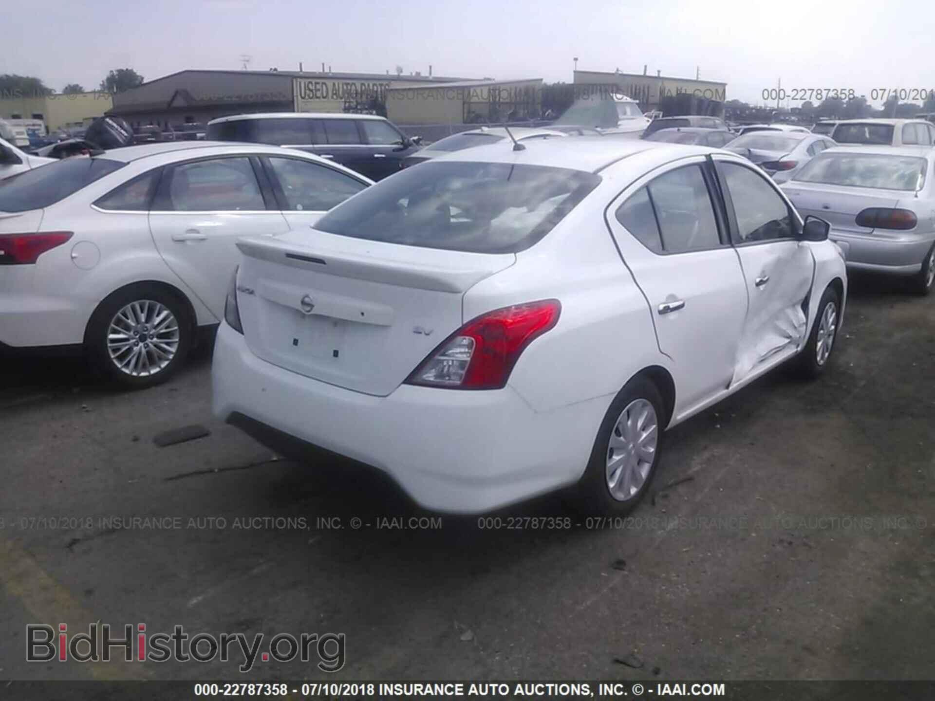 2017 Nissan Versa - VIN: 3N1CN7AP2HK410793 - Фото 4