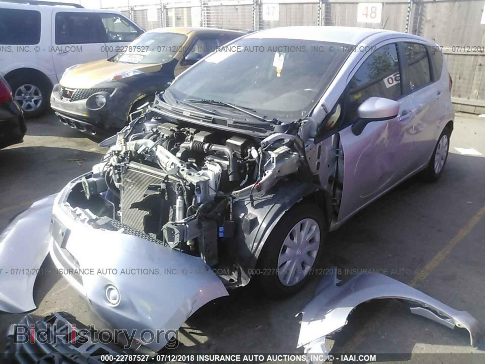 2016 Nissan Versa note - VIN: 3N1CE2CP8GL395905 - Фото 2