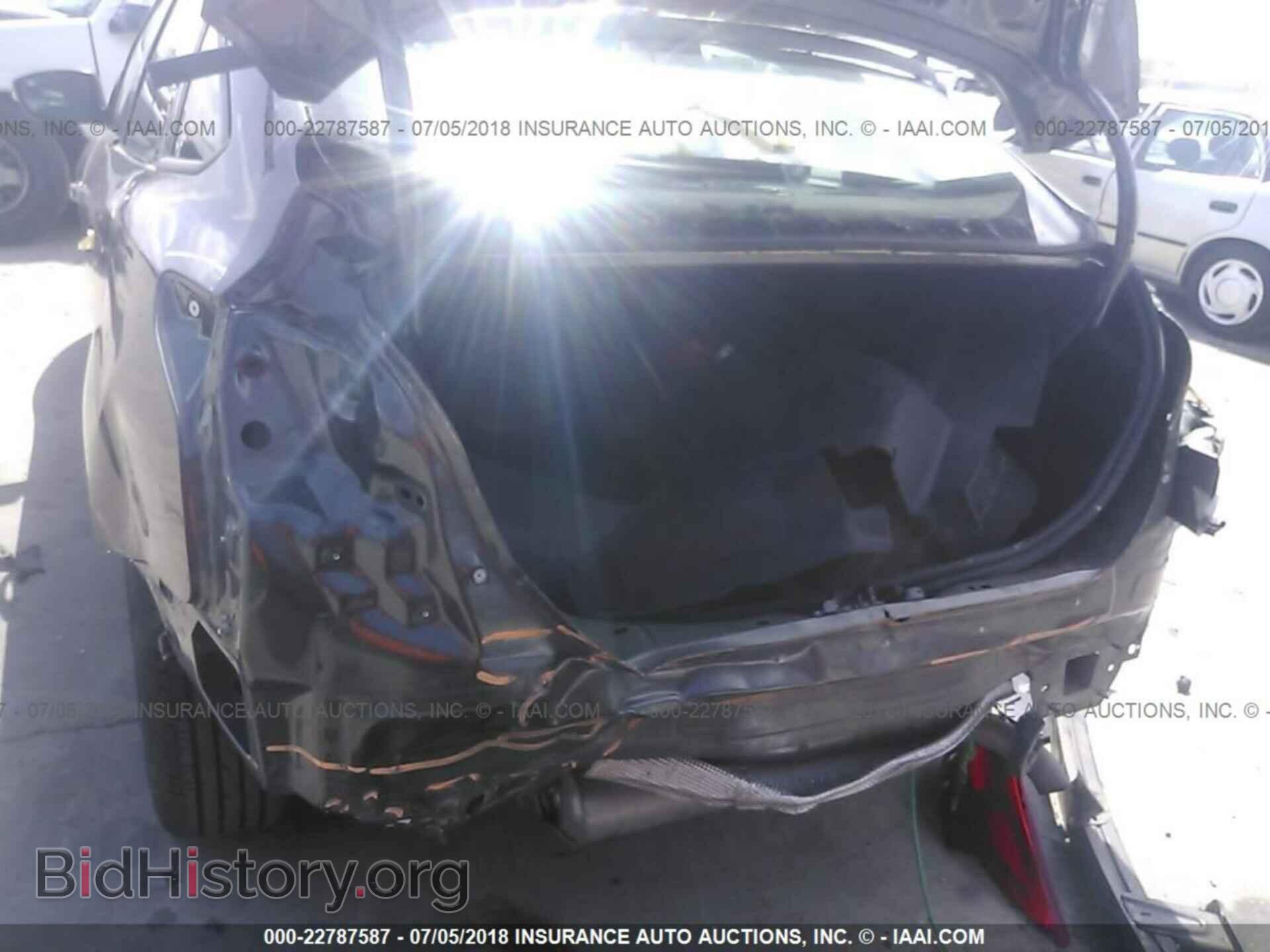 2017 Ford Focus - VIN: 1FADP3F24HL283980 - Photo 6