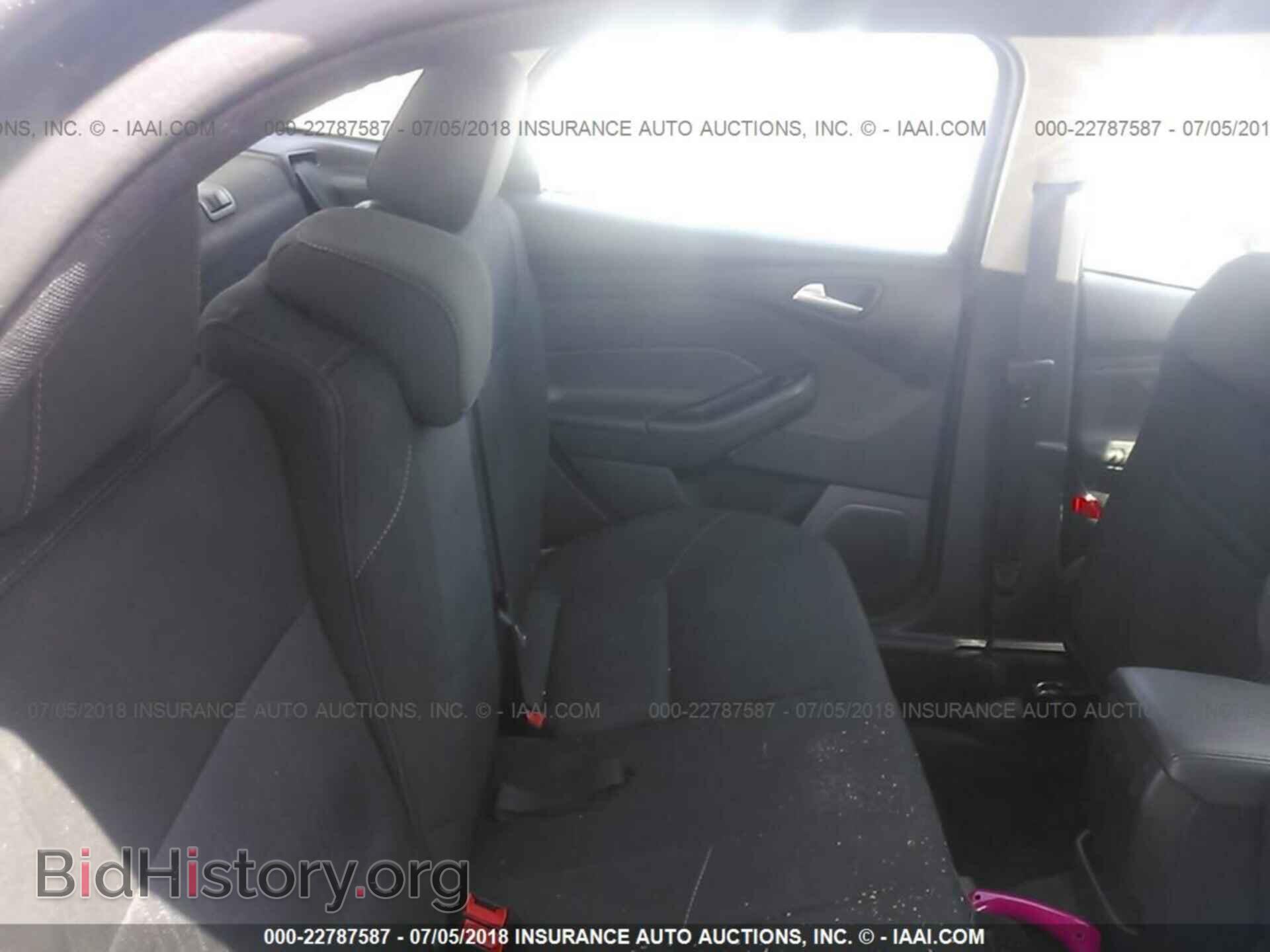 2017 Ford Focus - VIN: 1FADP3F24HL283980 - Photo 8