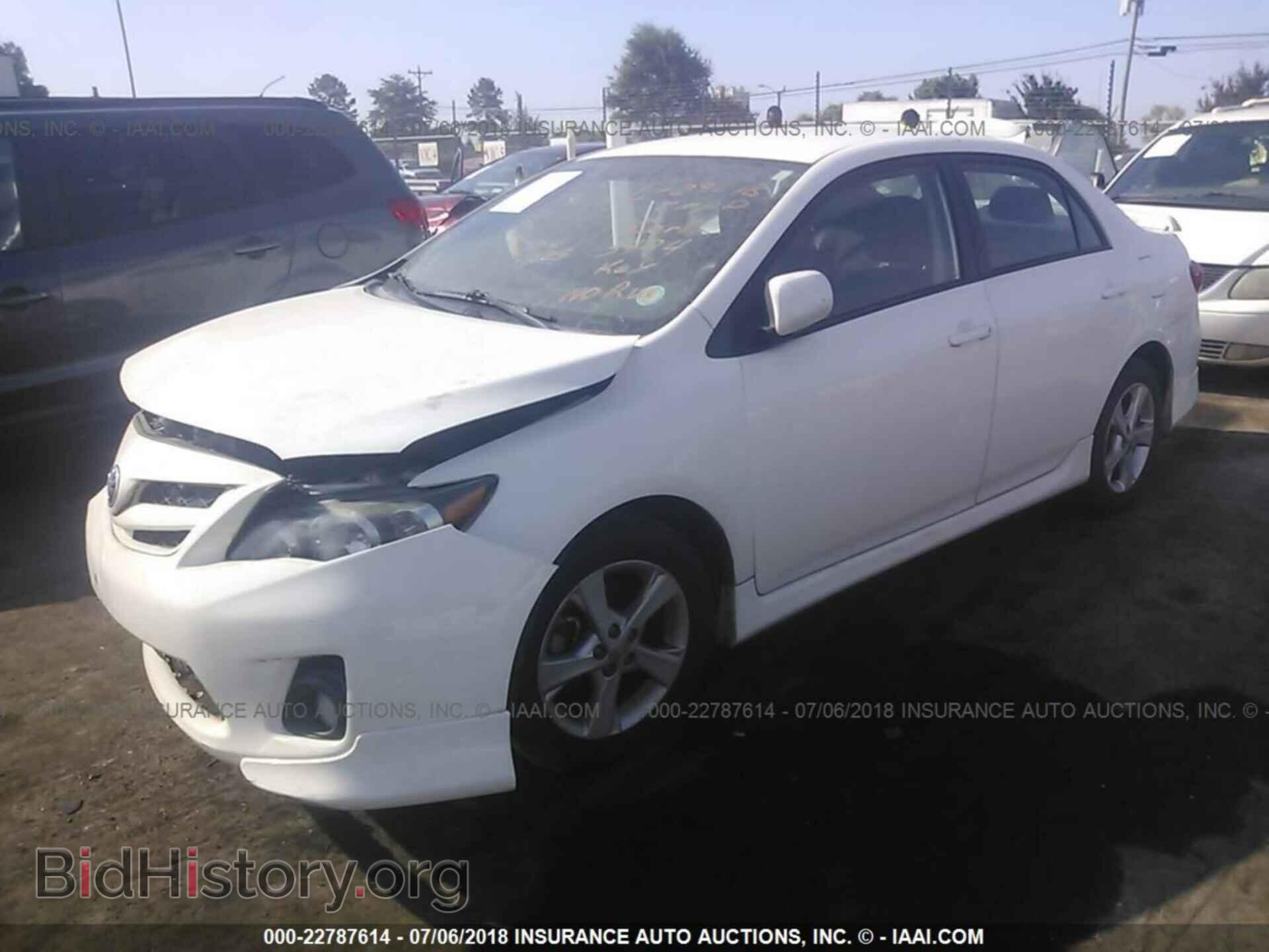 2011 Toyota Corolla - VIN: 2T1BU4EE9BC733424 - Фото 2