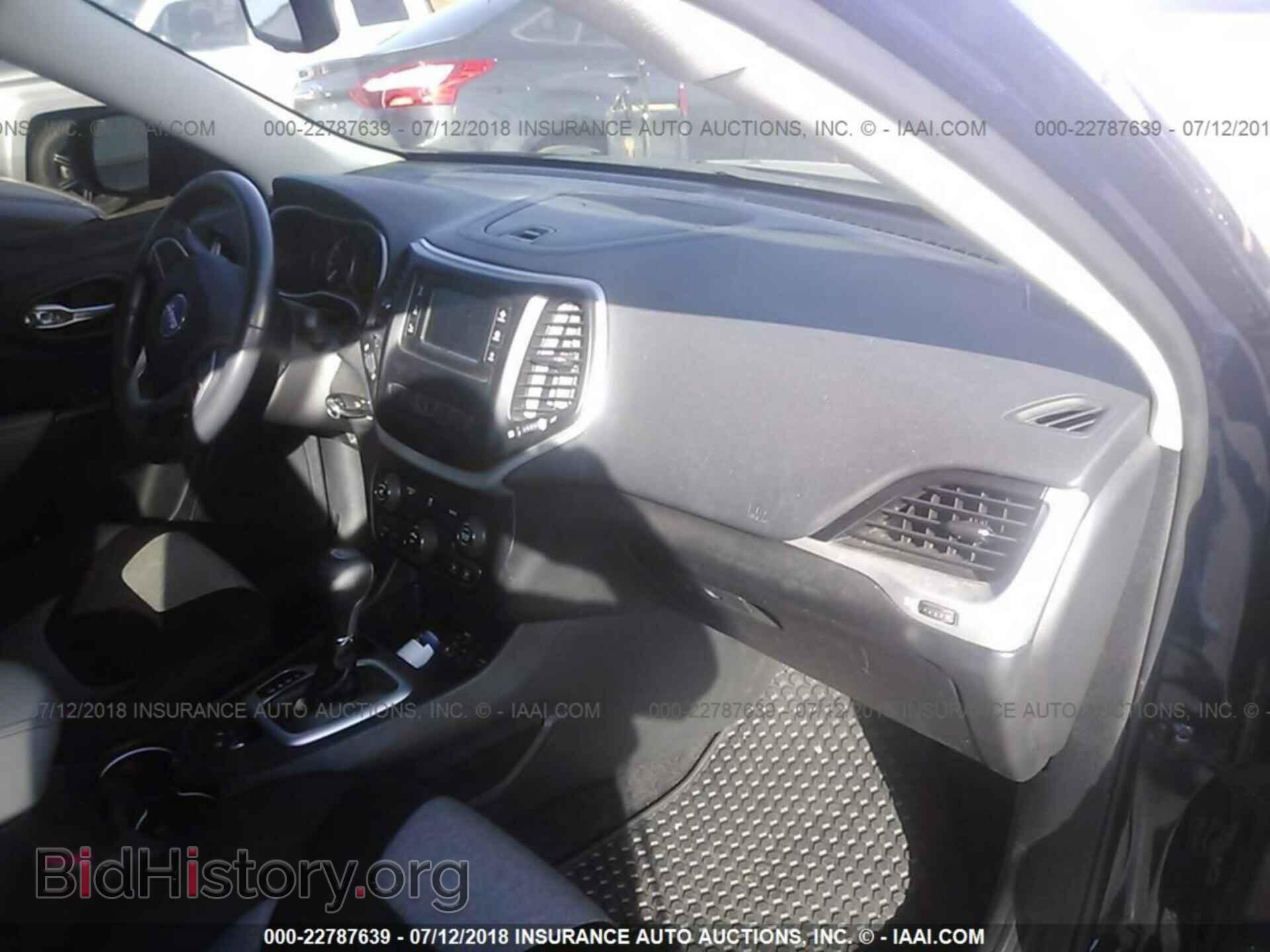 2014 Jeep Cherokee - VIN: 1C4PJLAB1EW169011 - Фото 5